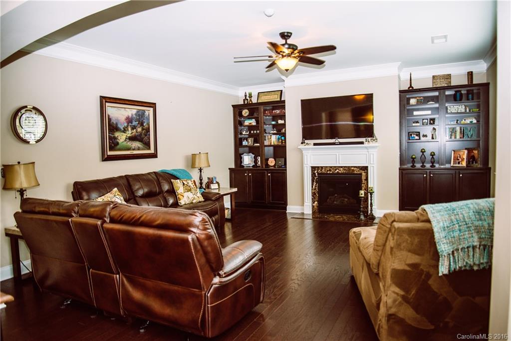 Lake Ridge - Residential
