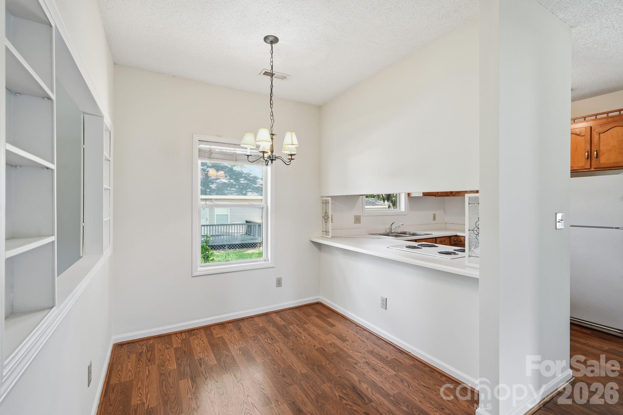 Adams Bluff - Residential