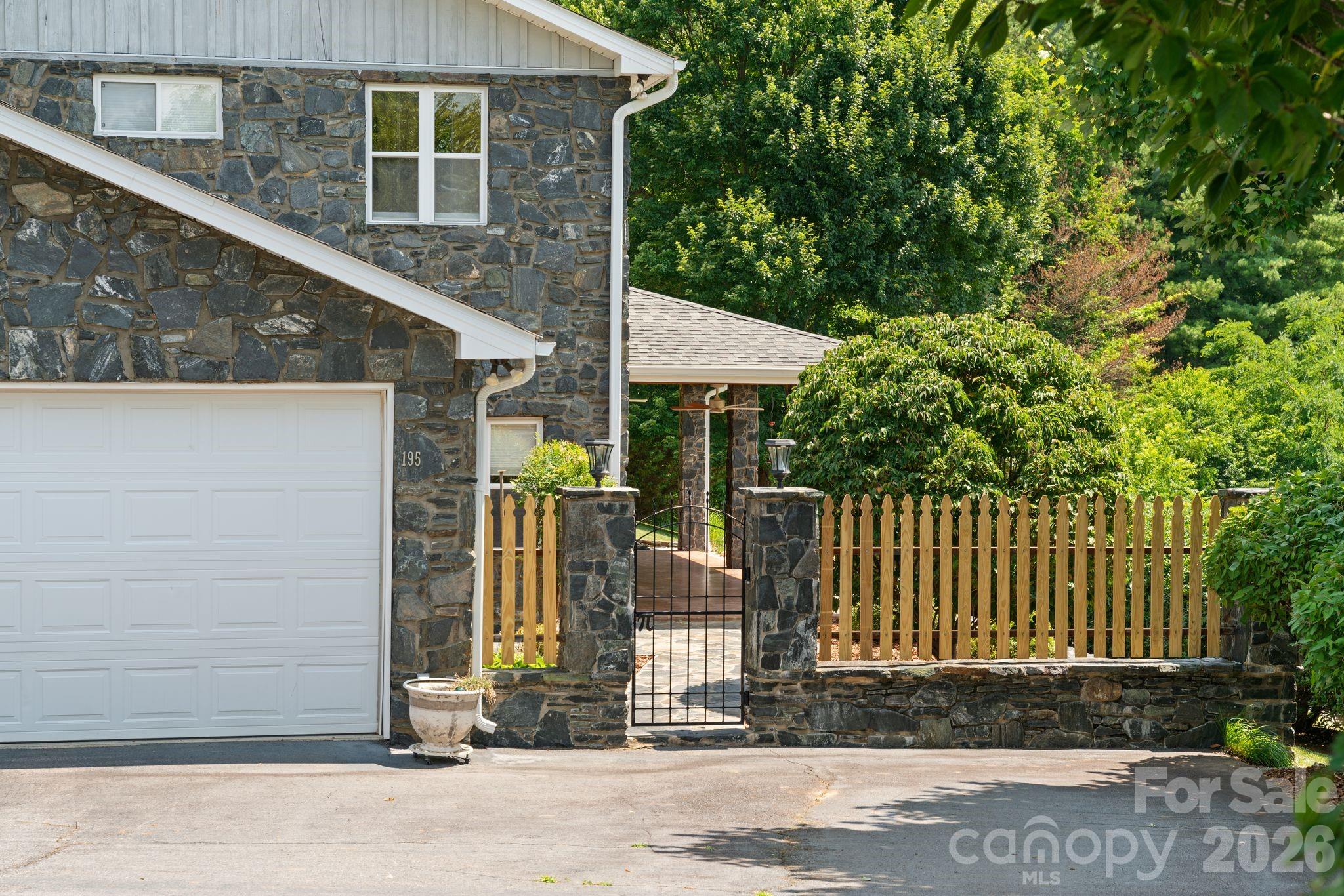 Mountain Home Estates - Residential