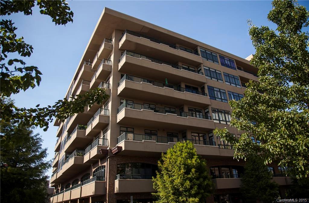 Live in the heart of downtown Asheville in the popular 21 Battery Park Condo building, offering urban living at its finest in a modern & large, one bedroom apartment w/ spacious sunroom.   Private outdoor balcony, flexible floor plan, chef's kitchen, 24/7 access to fitness center & roof-top terrace , stellar hardwood floors.  Eastern views of Asheville's skyline & picturesque City Hall & Buncombe County building. Some furnishings negotiable. Ample storage in condo. Secured / dedicated parking.