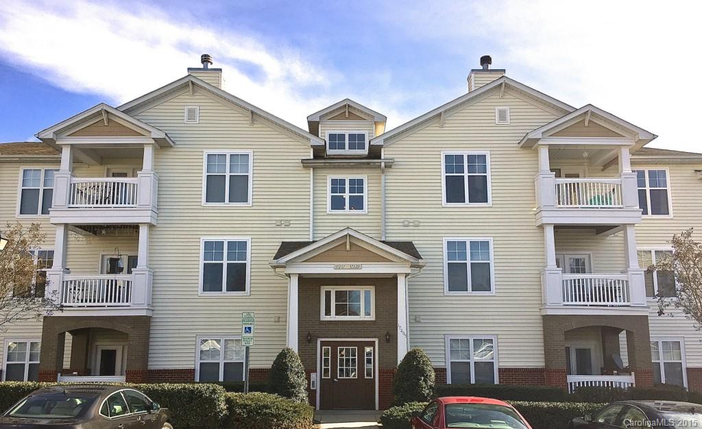 Great opportunity for a maintenance free lifestyle! Immaculate condo w/ unusually large bedrooms, closets, and bathrooms! Large kitchen w/ upgraded cabinets and plenty of counter space. Wide open living space w/ an additional bonus room/office and french door entry. Huge bright master bedroom and walk-in closet!  Master bath has dual sinks and a garden tub! Deck w/ storage closet and private wooded view. Community pool, clubhouse, fitness center, and Greenway trail to Birkdale! GREAT LOCATION!!!