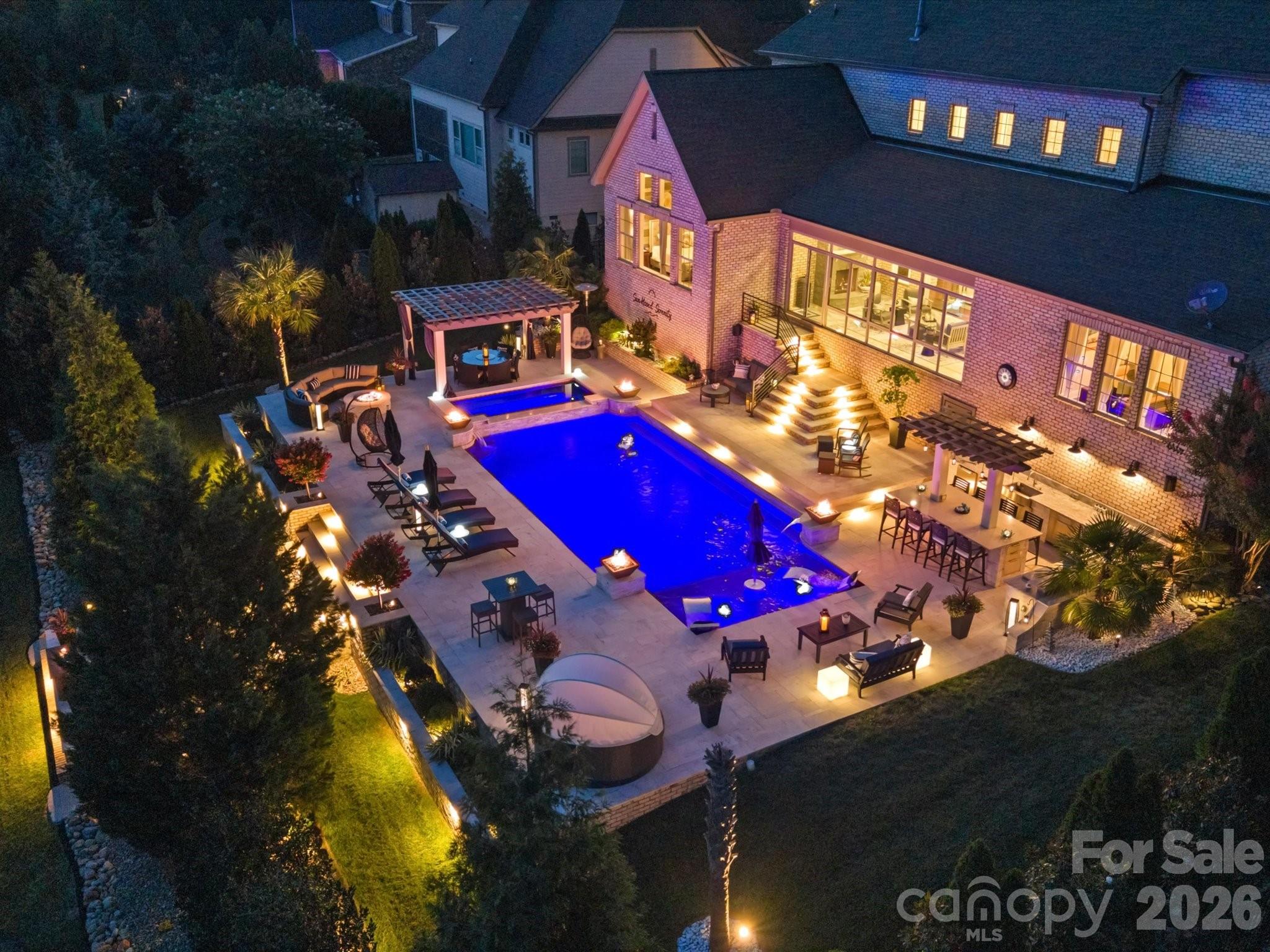 Ladera - Residential