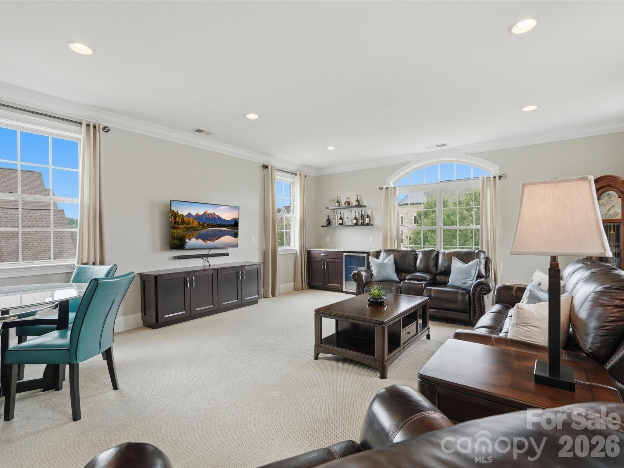 Ladera - Residential