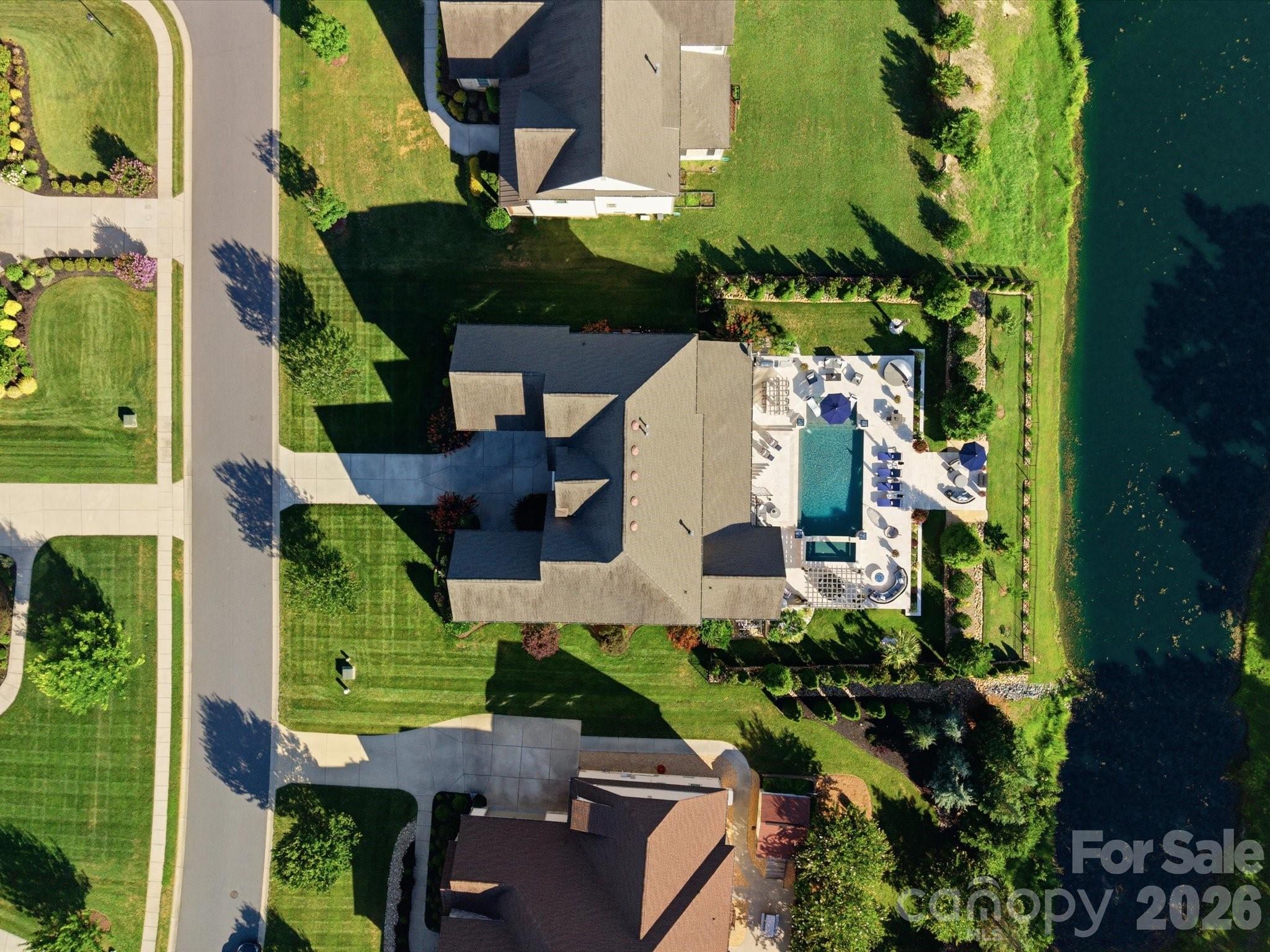 Ladera - Residential