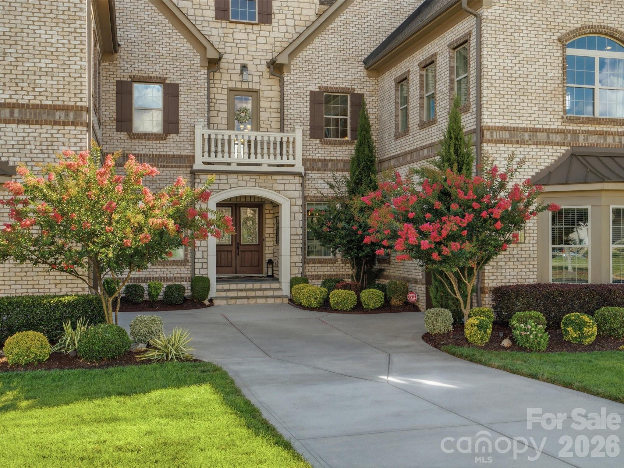 Ladera - Residential