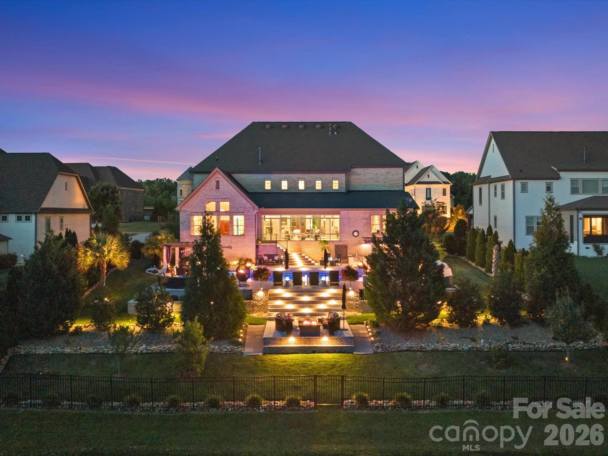 Ladera - Residential