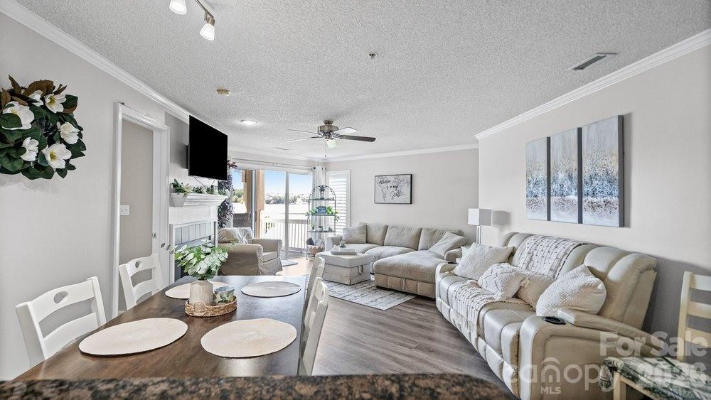 Emerald Bay - Residential
