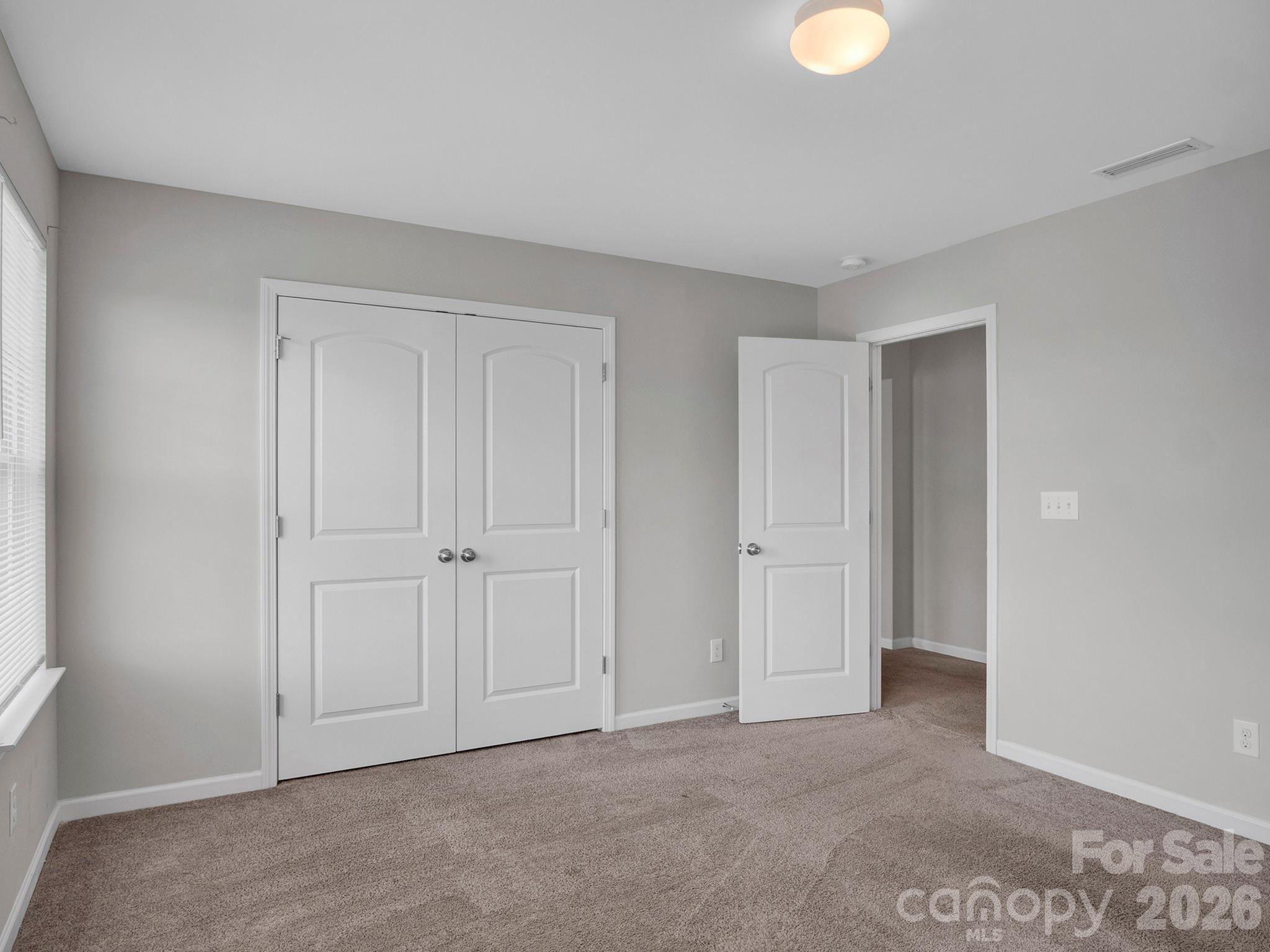 Newport Lakes - Residential