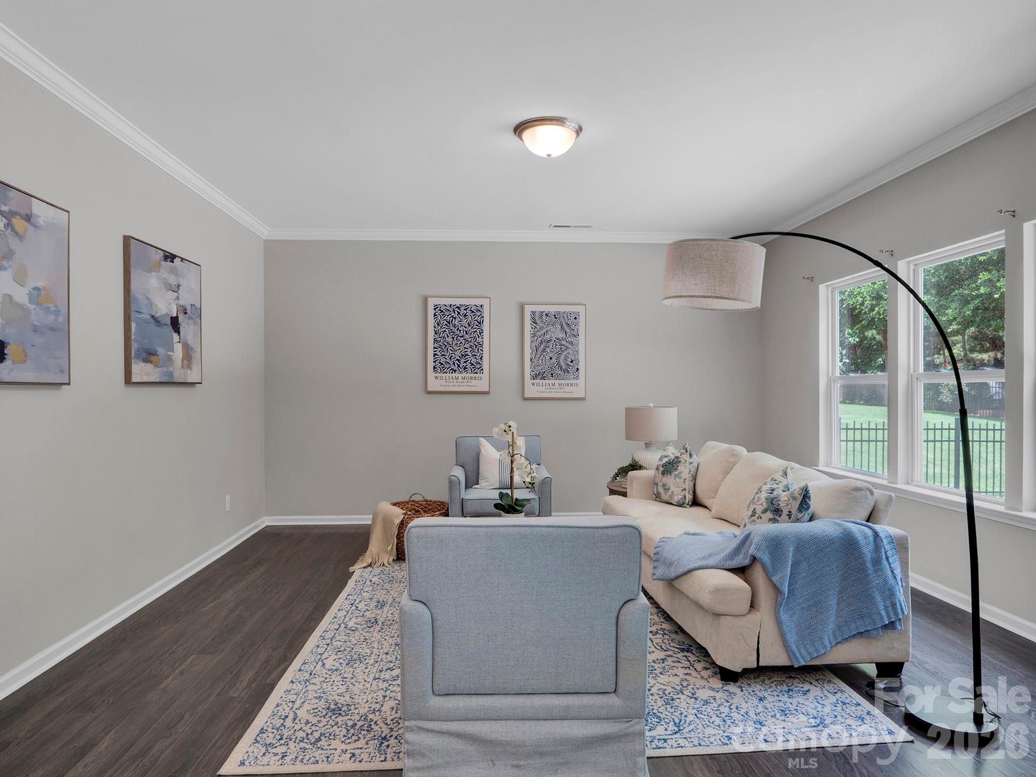Newport Lakes - Residential