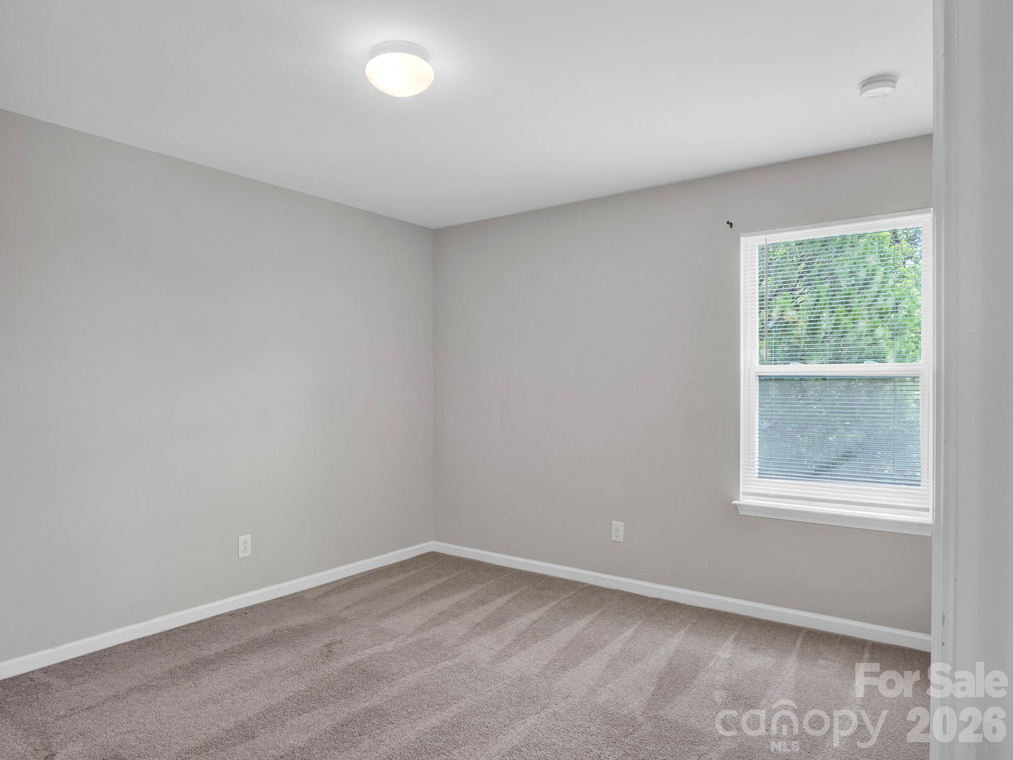 Newport Lakes - Residential