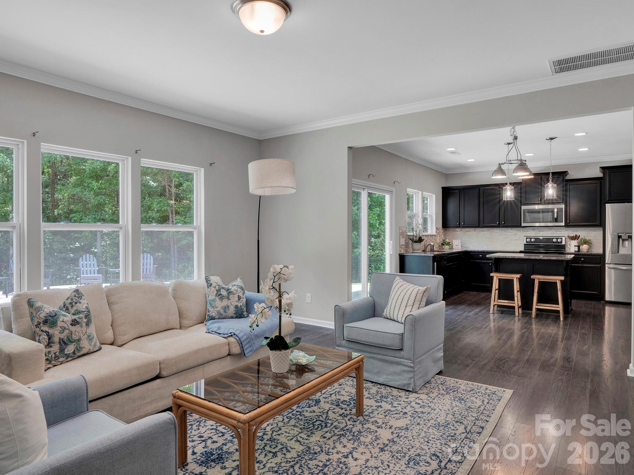 Newport Lakes - Residential