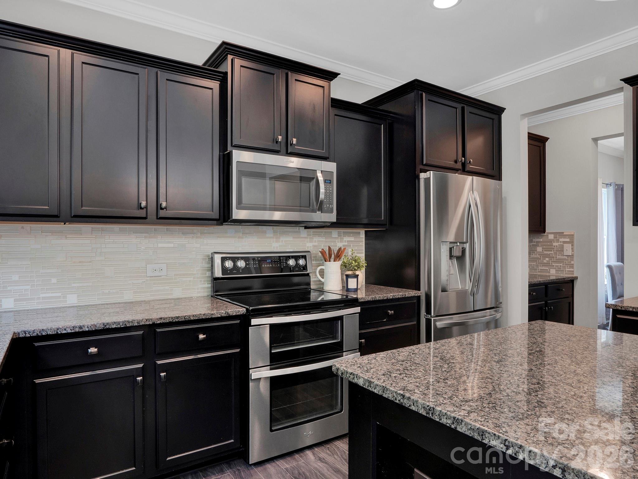 Newport Lakes - Residential