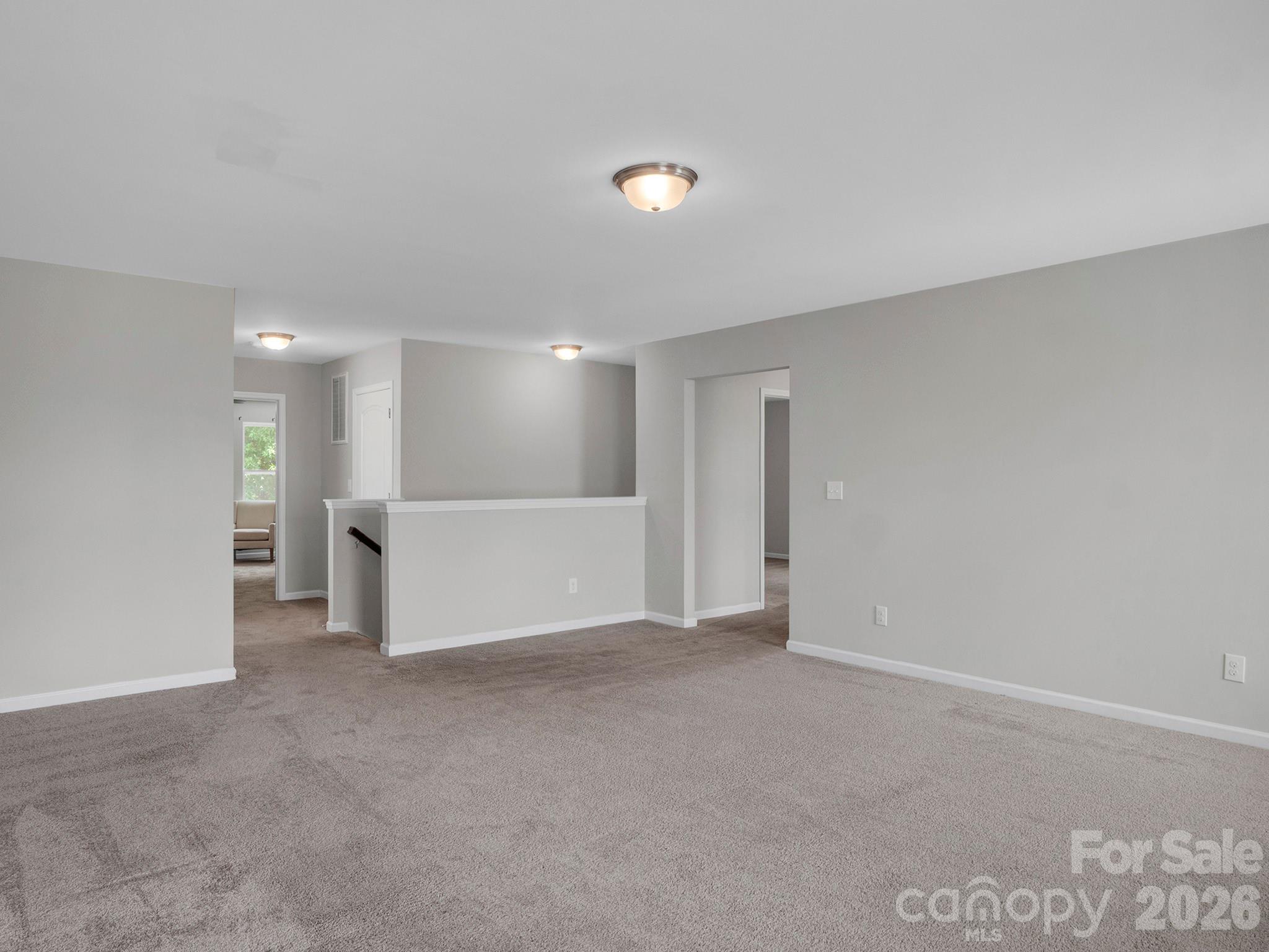 Newport Lakes - Residential