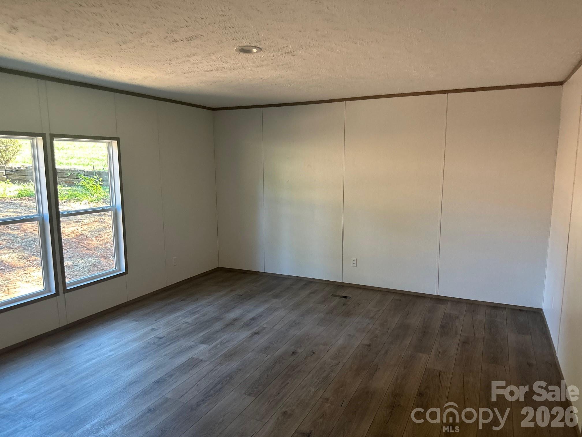Windward Pointe - Residential