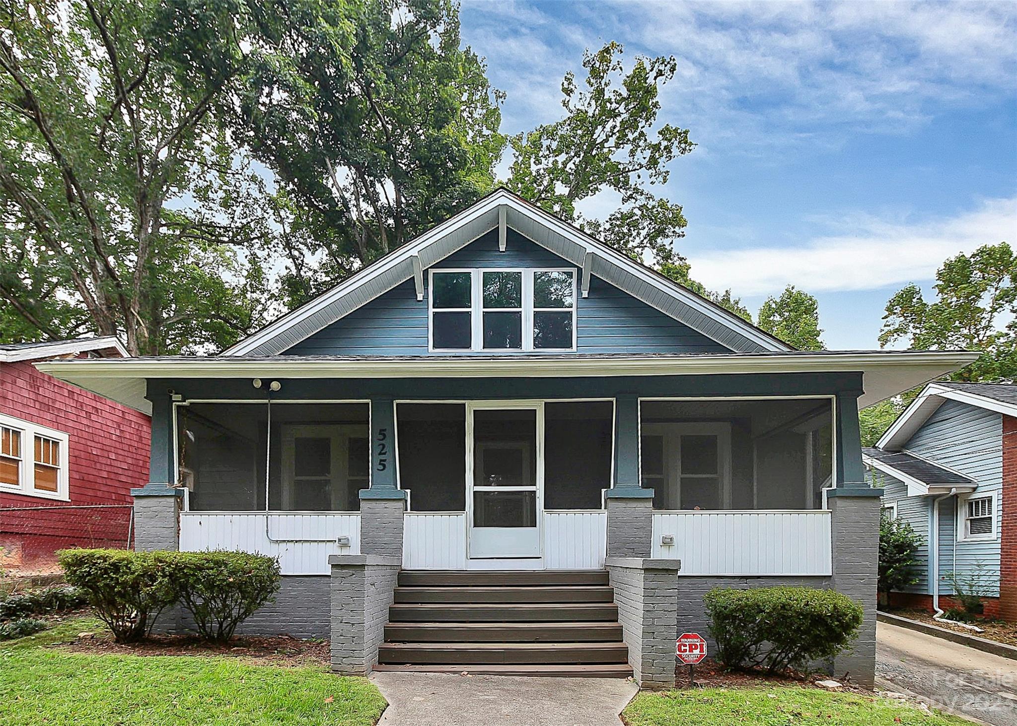 4 bedroom 1.5 bathroom home located in Gaston county's York Chester Historic district with a main level owner's suite, high ceilings throughout the main level oozing mid-century character. Updated kitchen including cabinets, countertops and appliances. Other updates include 2 new HVAC units, electrical and plumbing, vinyl plank flooring, windows and architectural shingle roof. Move in ready! Schedule your showing today