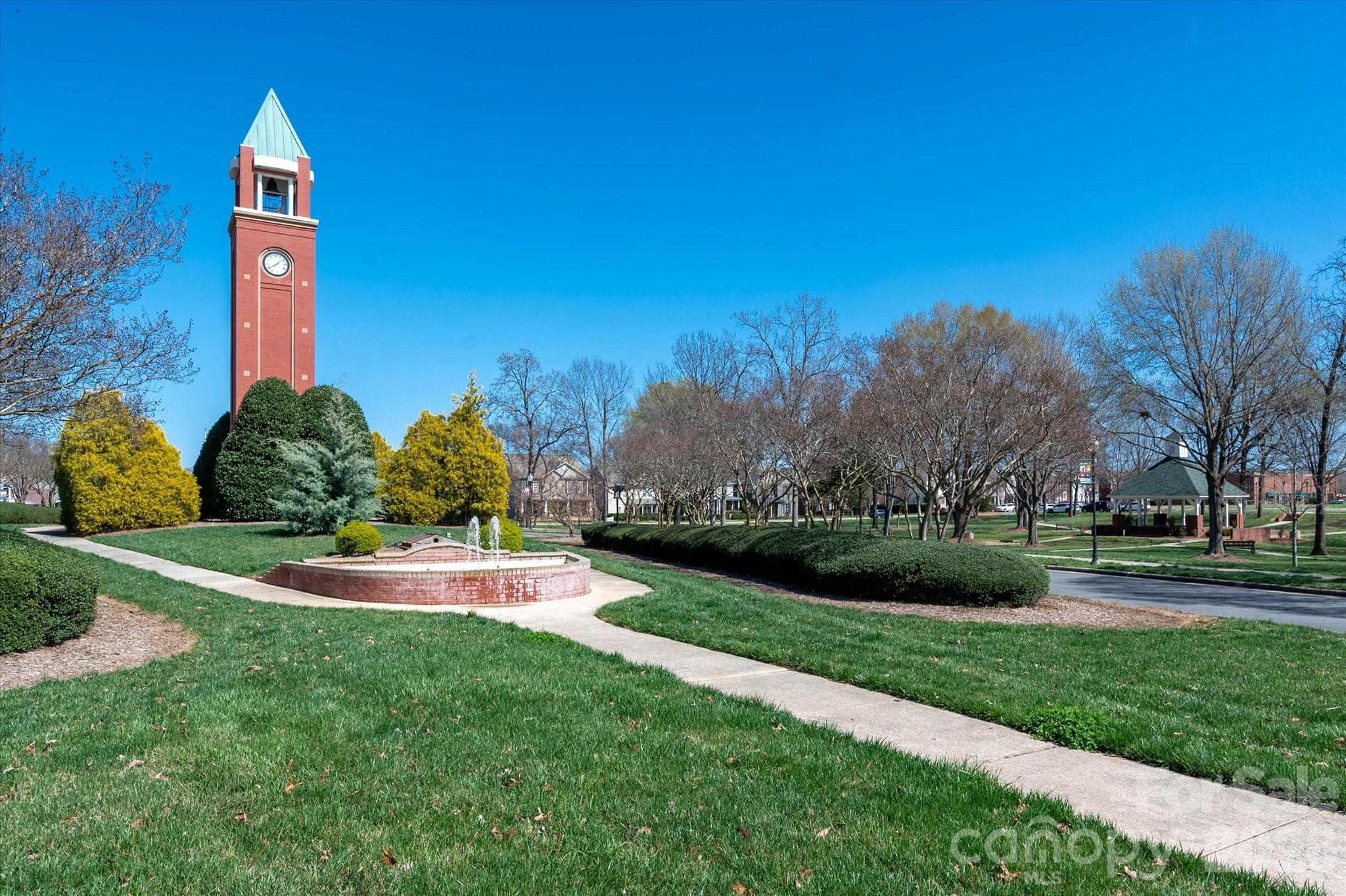 Lake Park - Residential