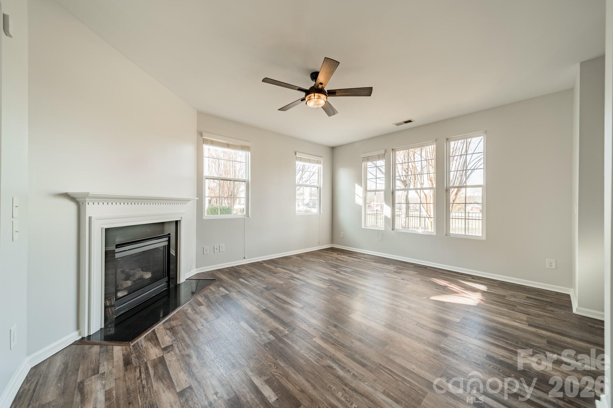 Harborside Townhomes - Residential