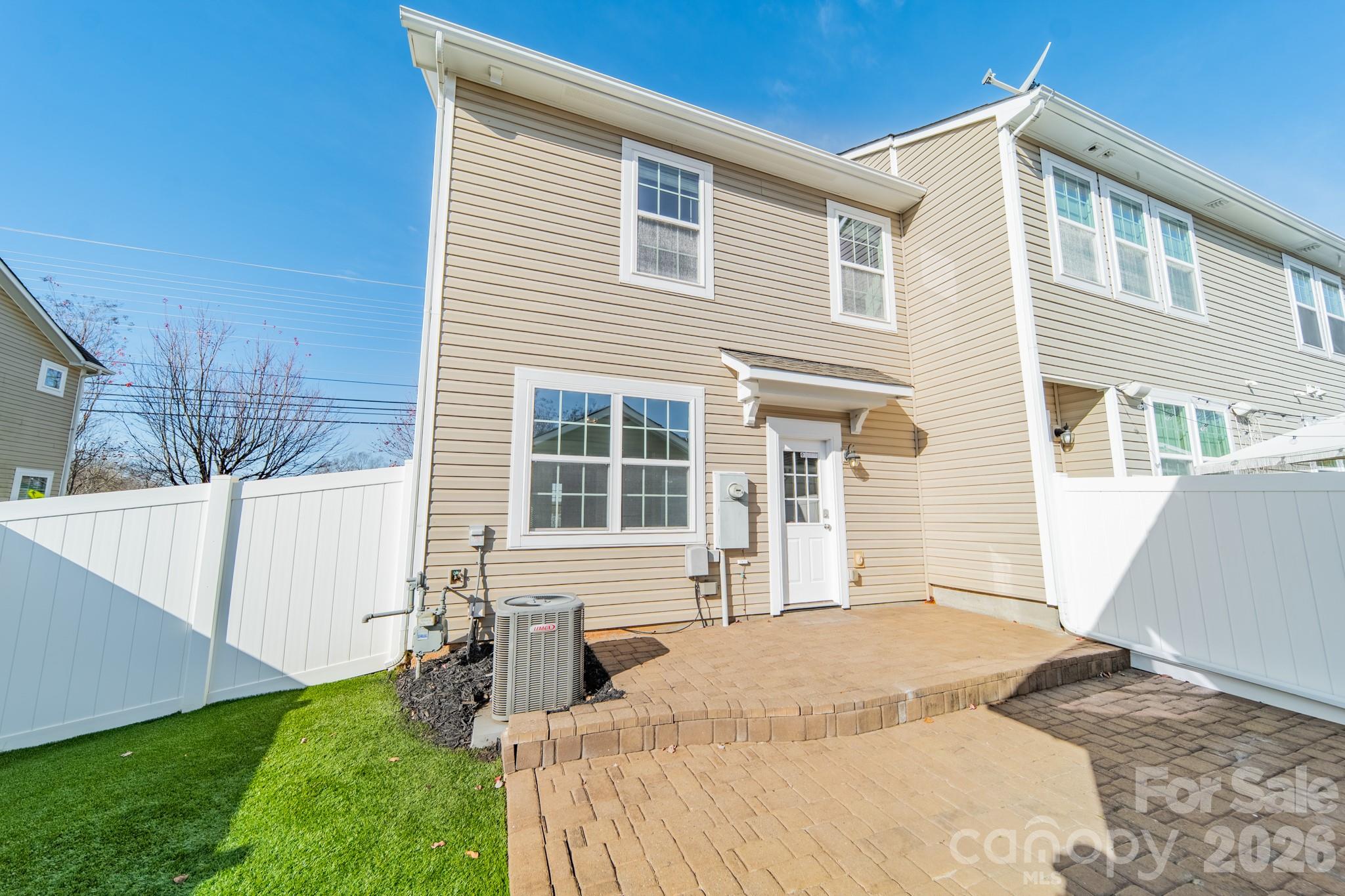 Harborside Townhomes - Residential