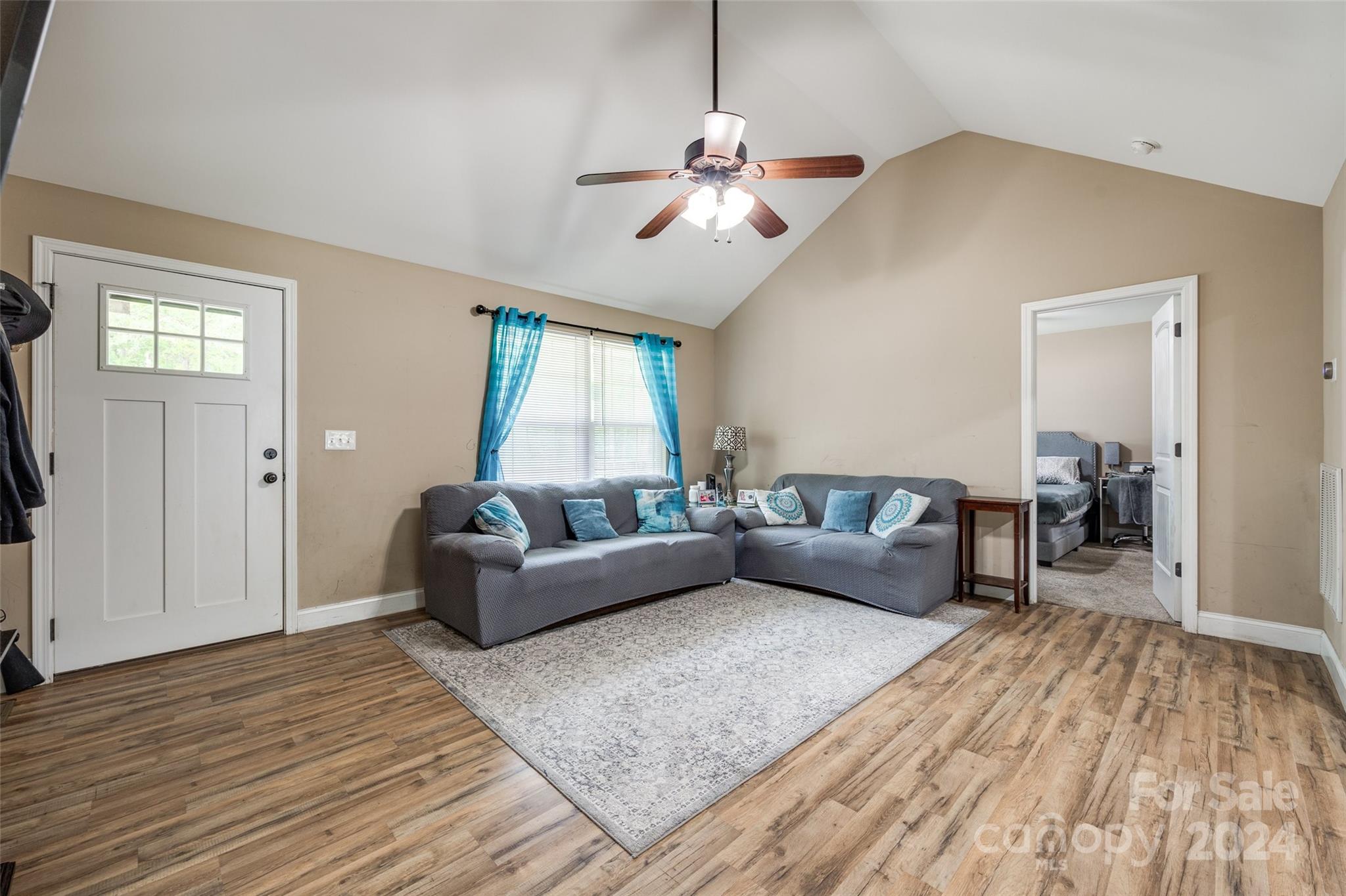 Knots Landing - Residential