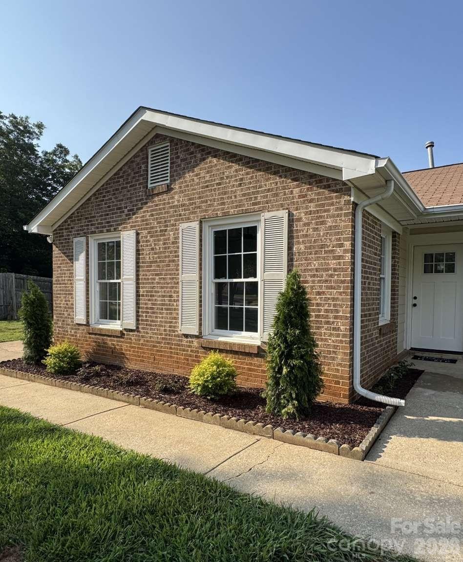 Eastwoods - Residential