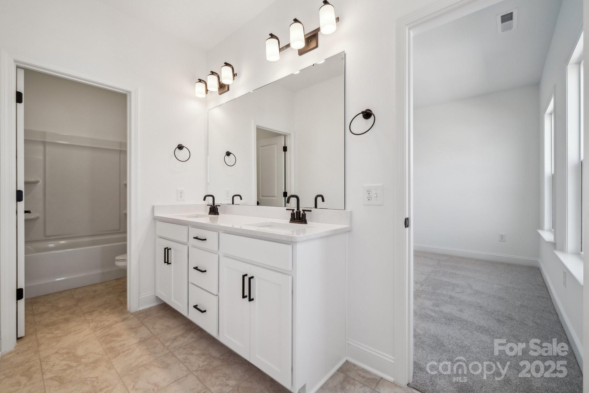 The Estates at Sugar Creek - Residential