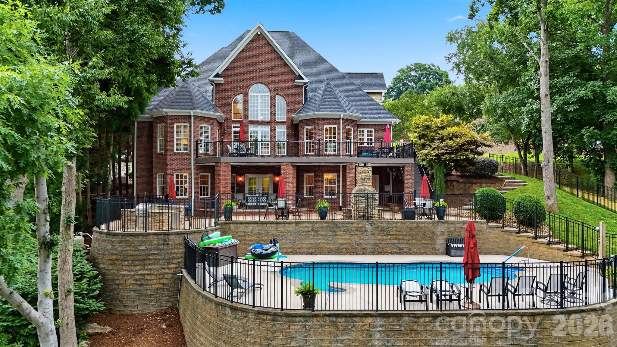 Moores Ferry - Residential