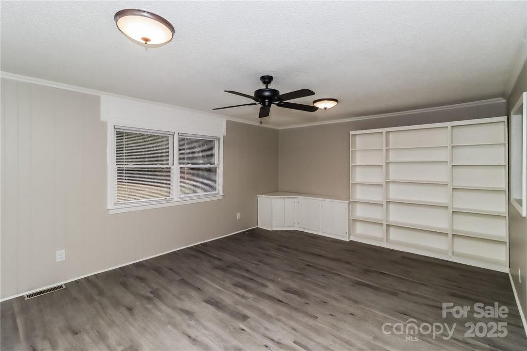 Oakwood Acres - Residential