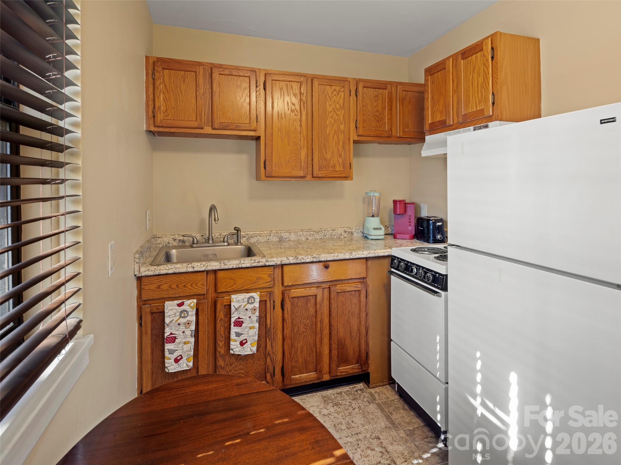 Beverly Condos - Residential