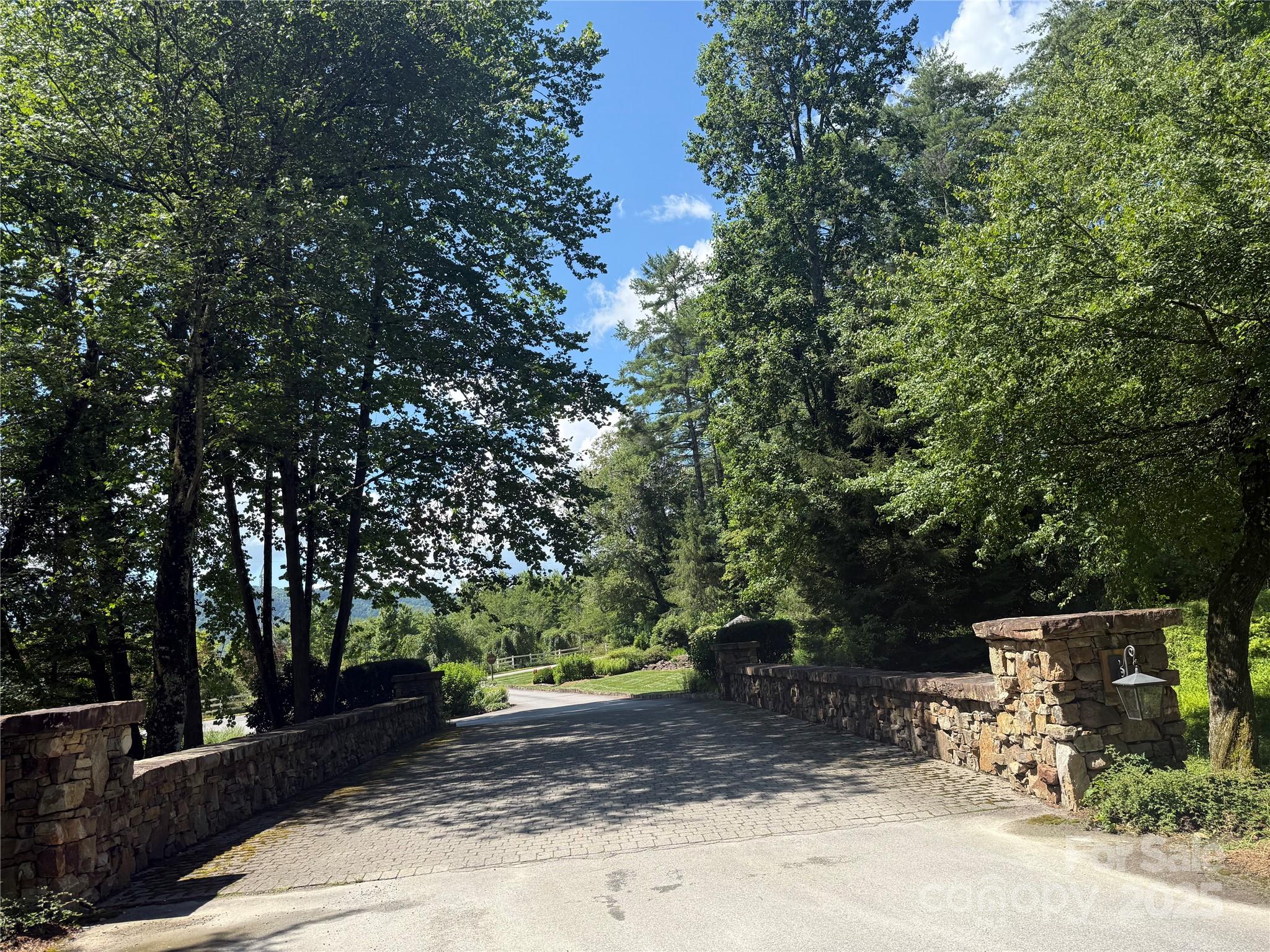 Mountain Brook - Land