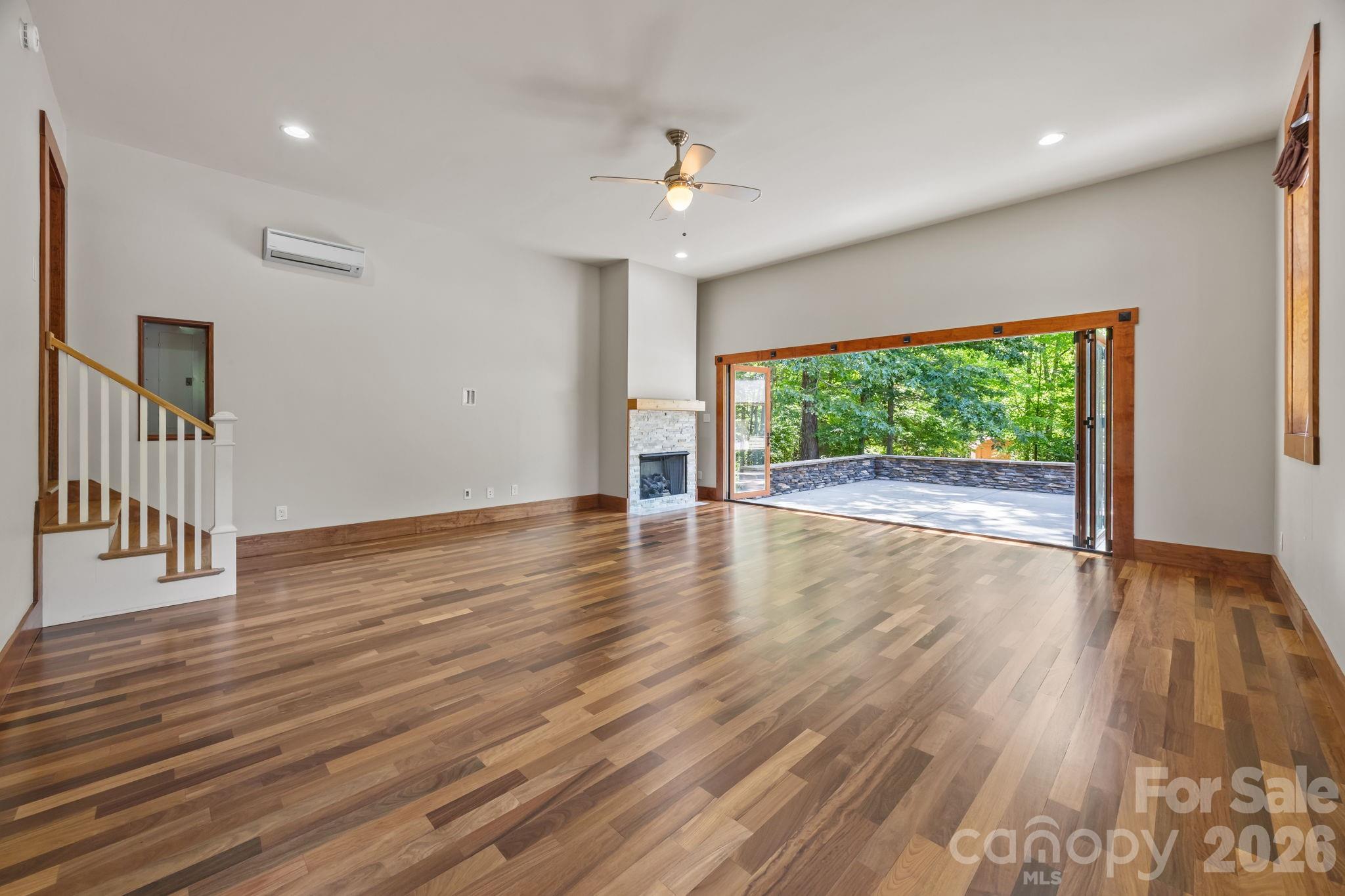 Briarwood - Residential
