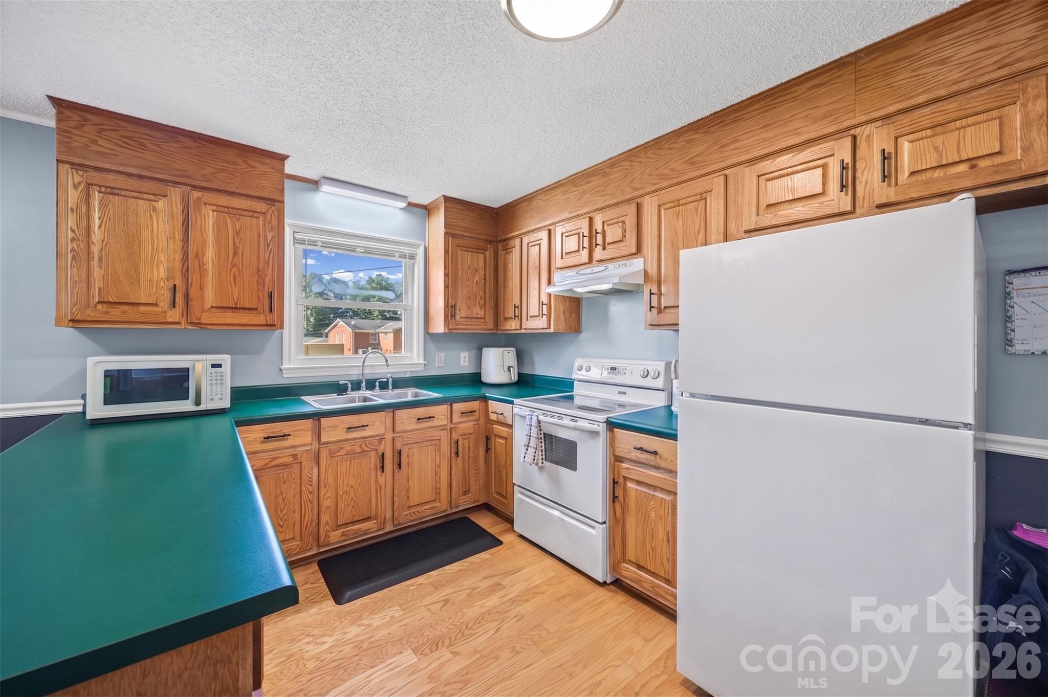 Edgewood Acres - Residential Lease