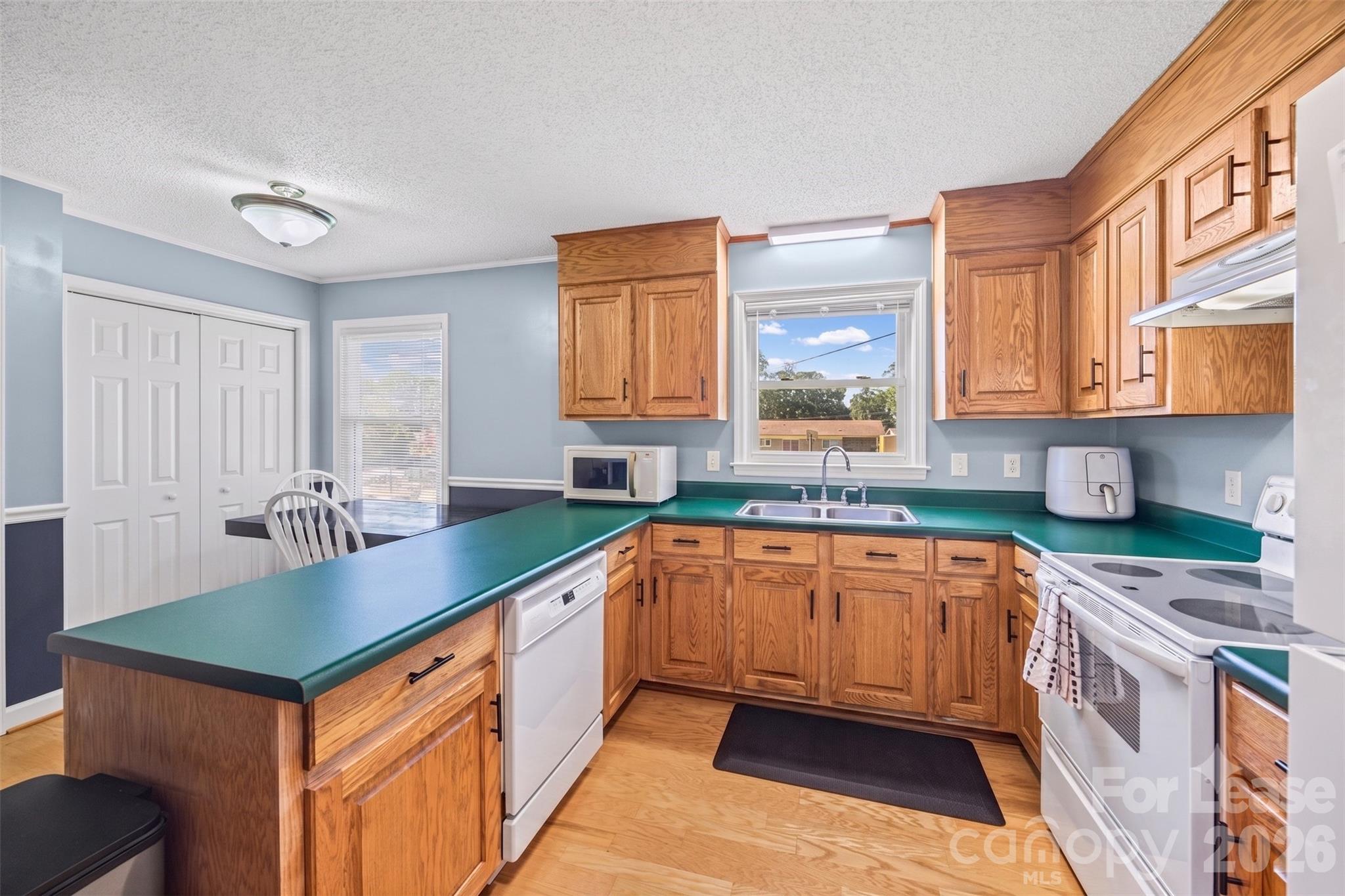 Edgewood Acres - Residential Lease