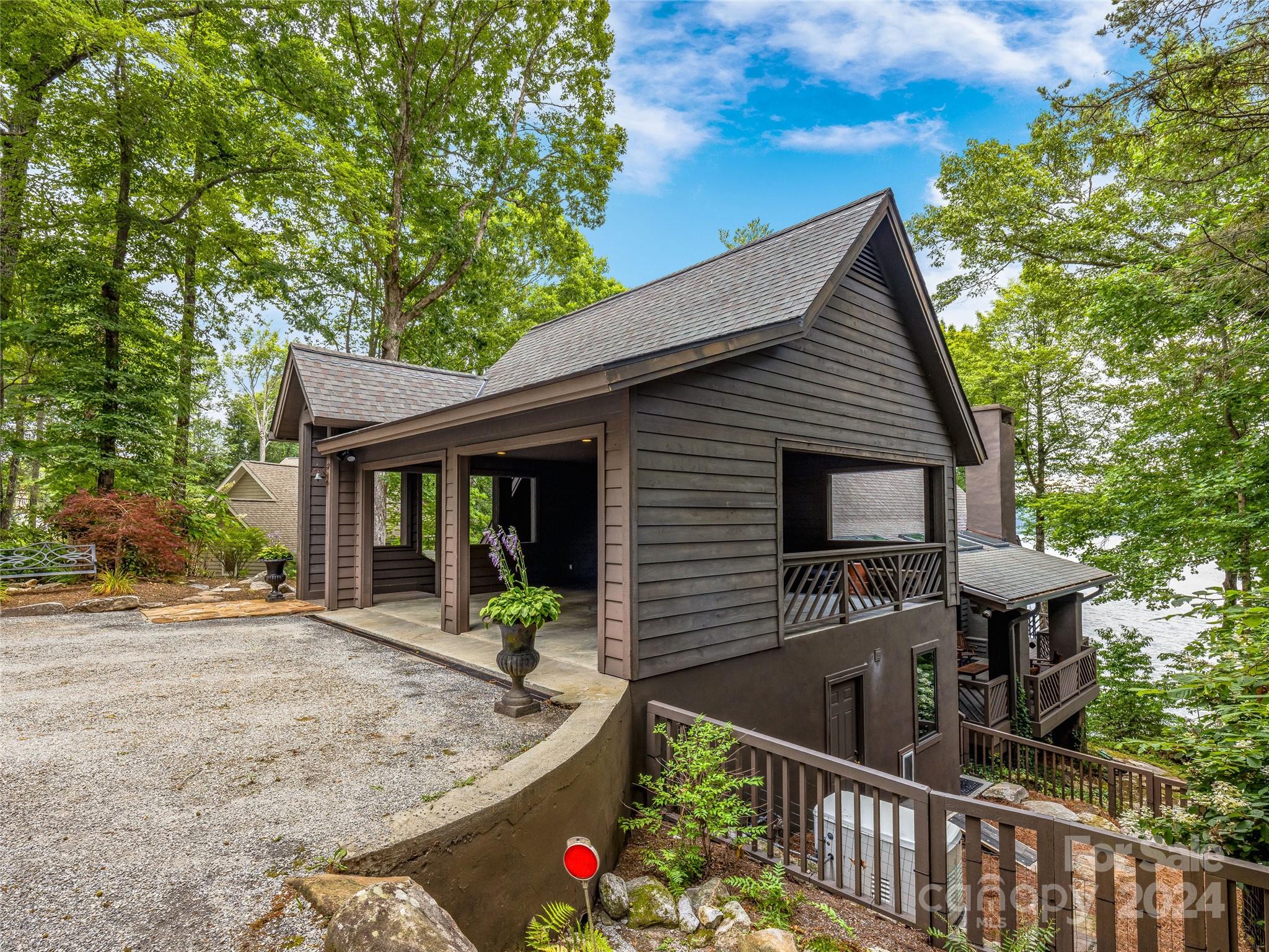 Lake Toxaway Estates - Residential