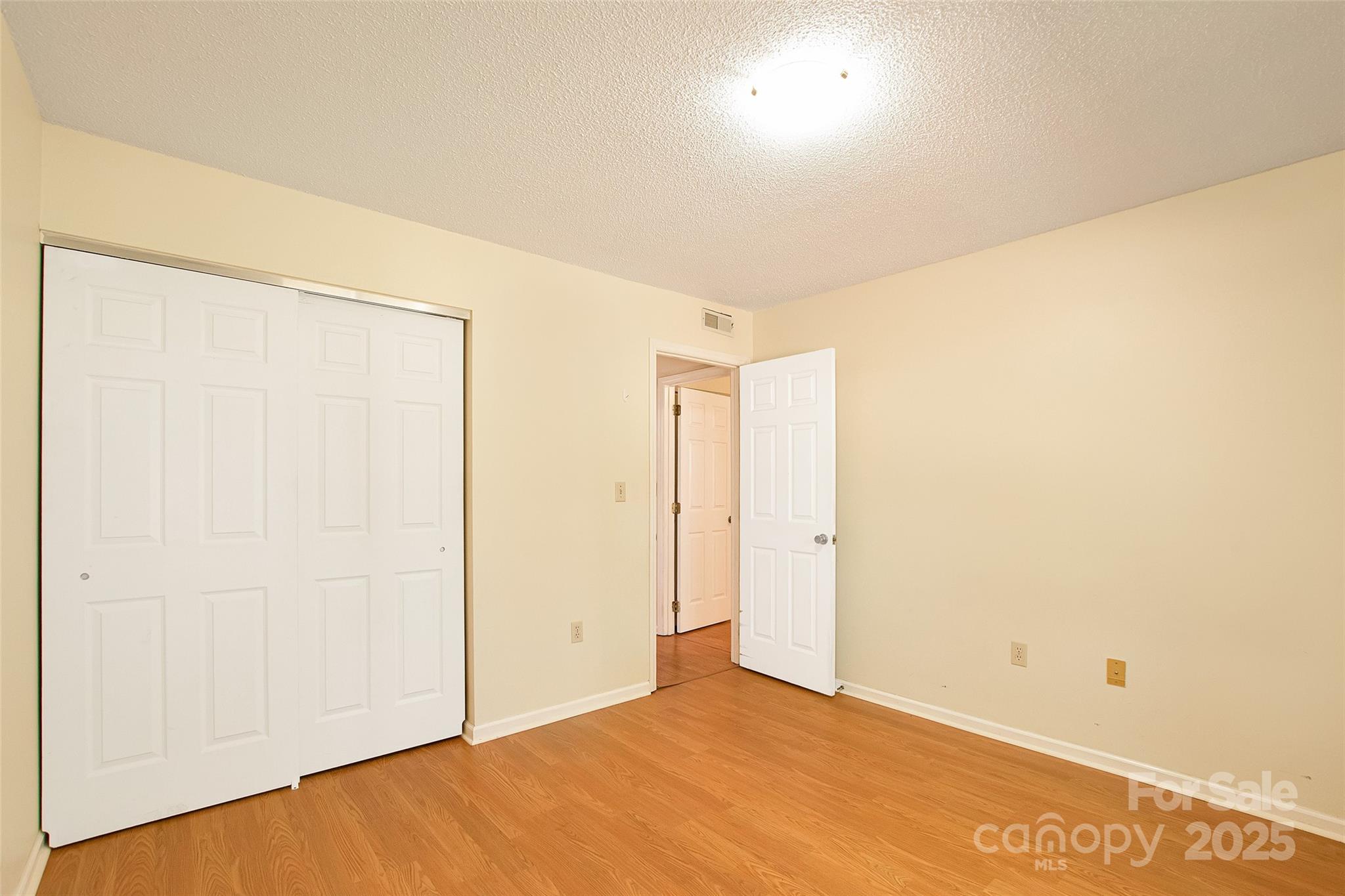 Hunters Chase - Residential