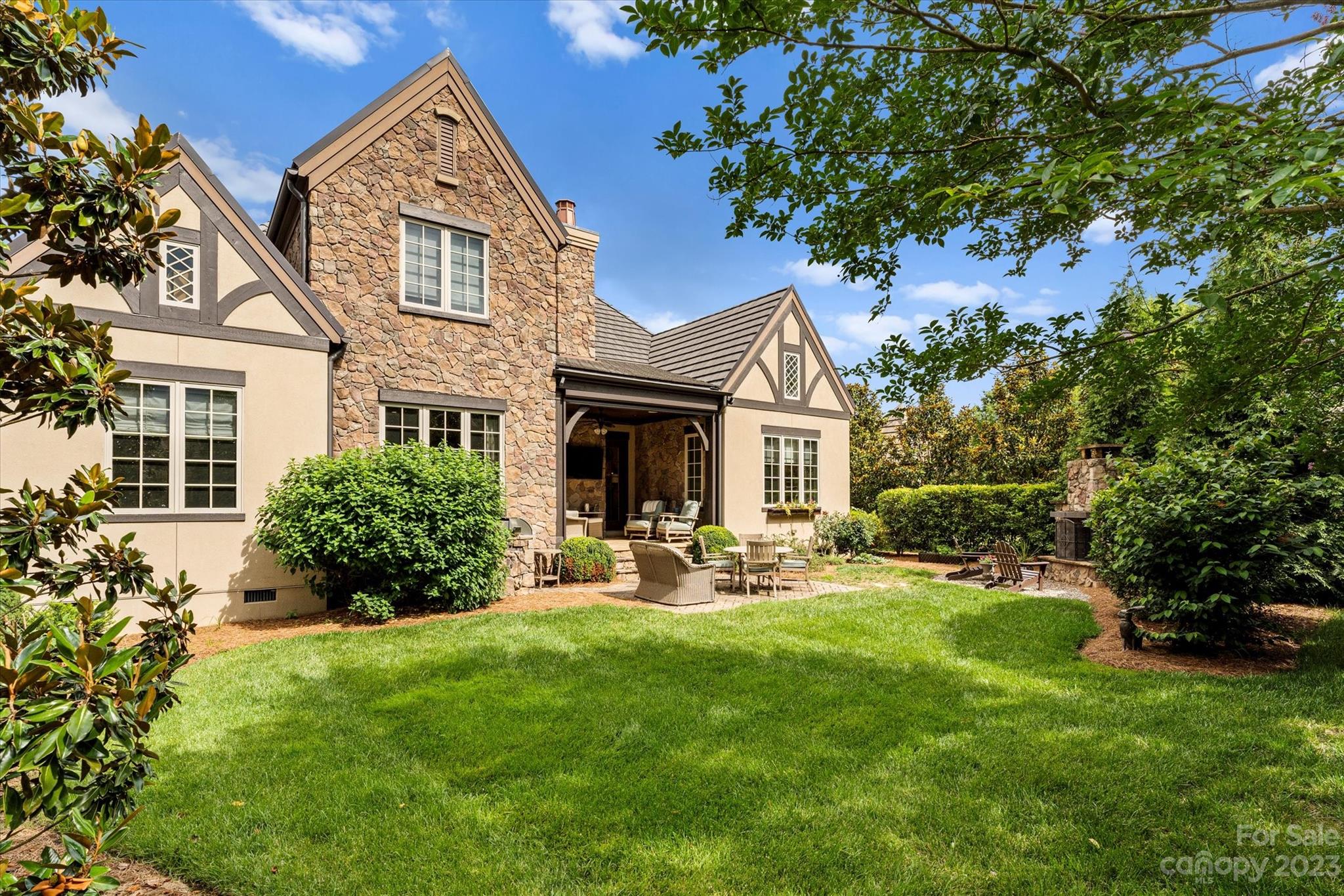 Longview - Residential