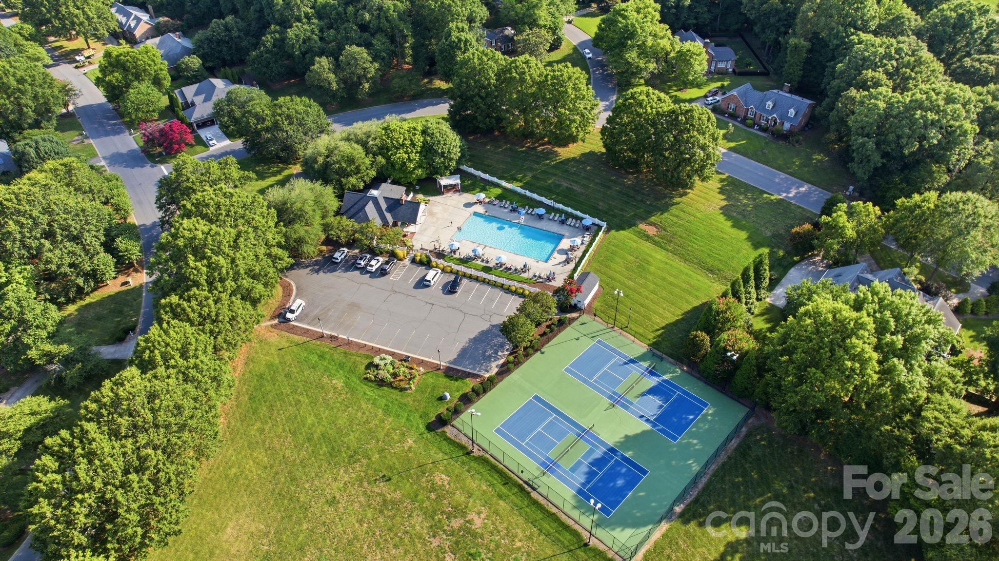 Carriage Downs - Residential