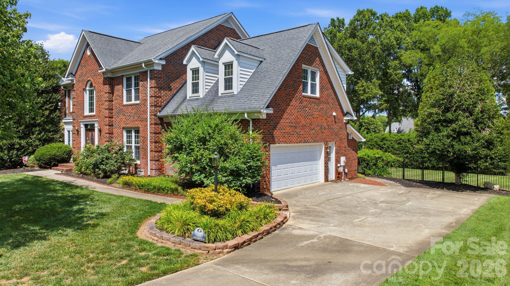 Carriage Downs - Residential