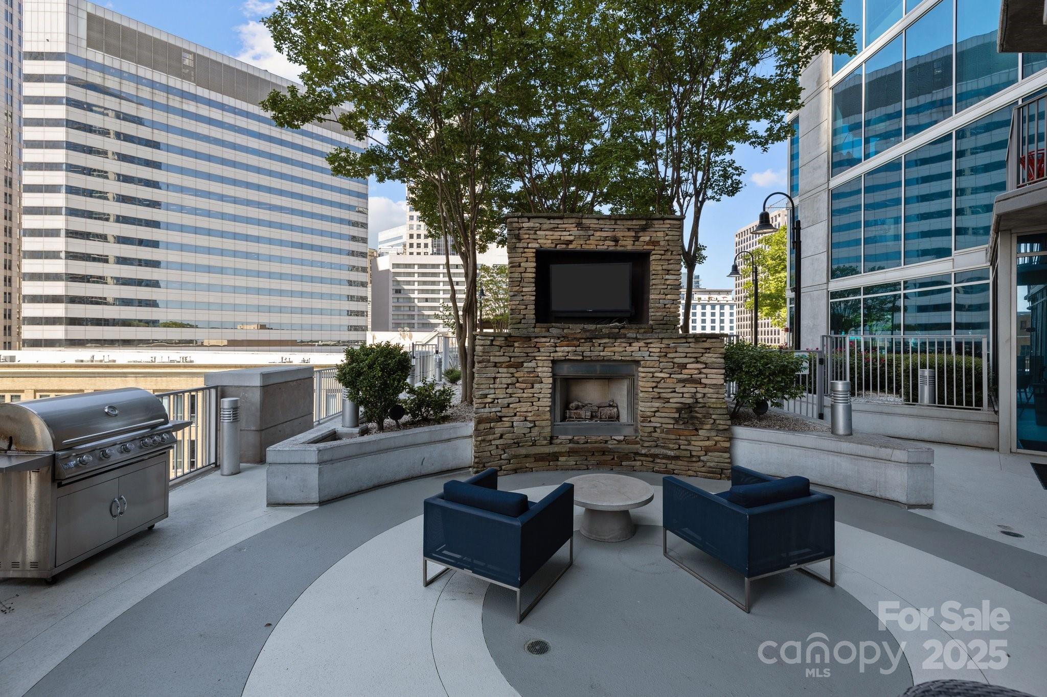 Avenue Condominiums - Residential