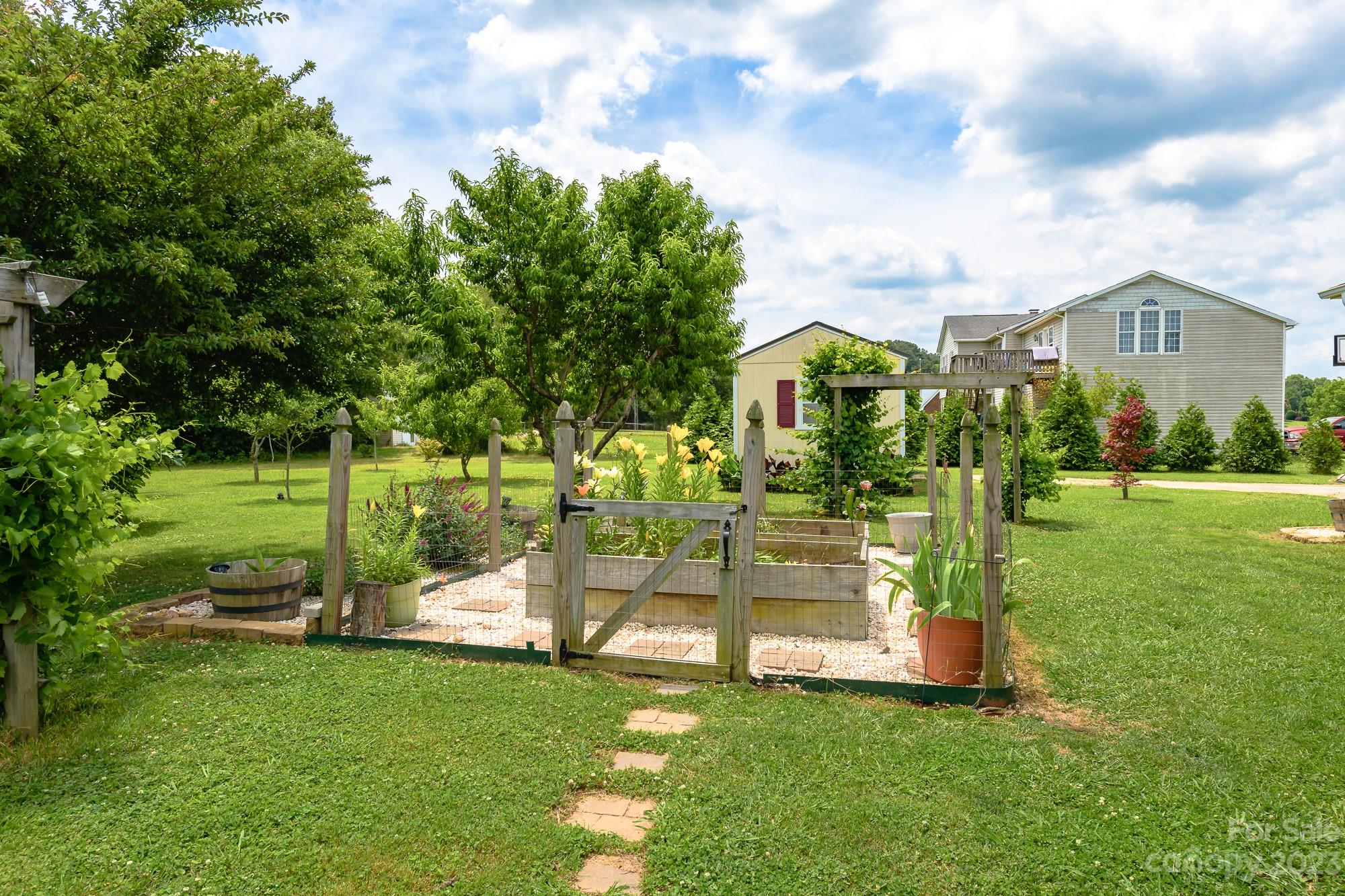 Pennington Meadows - Residential