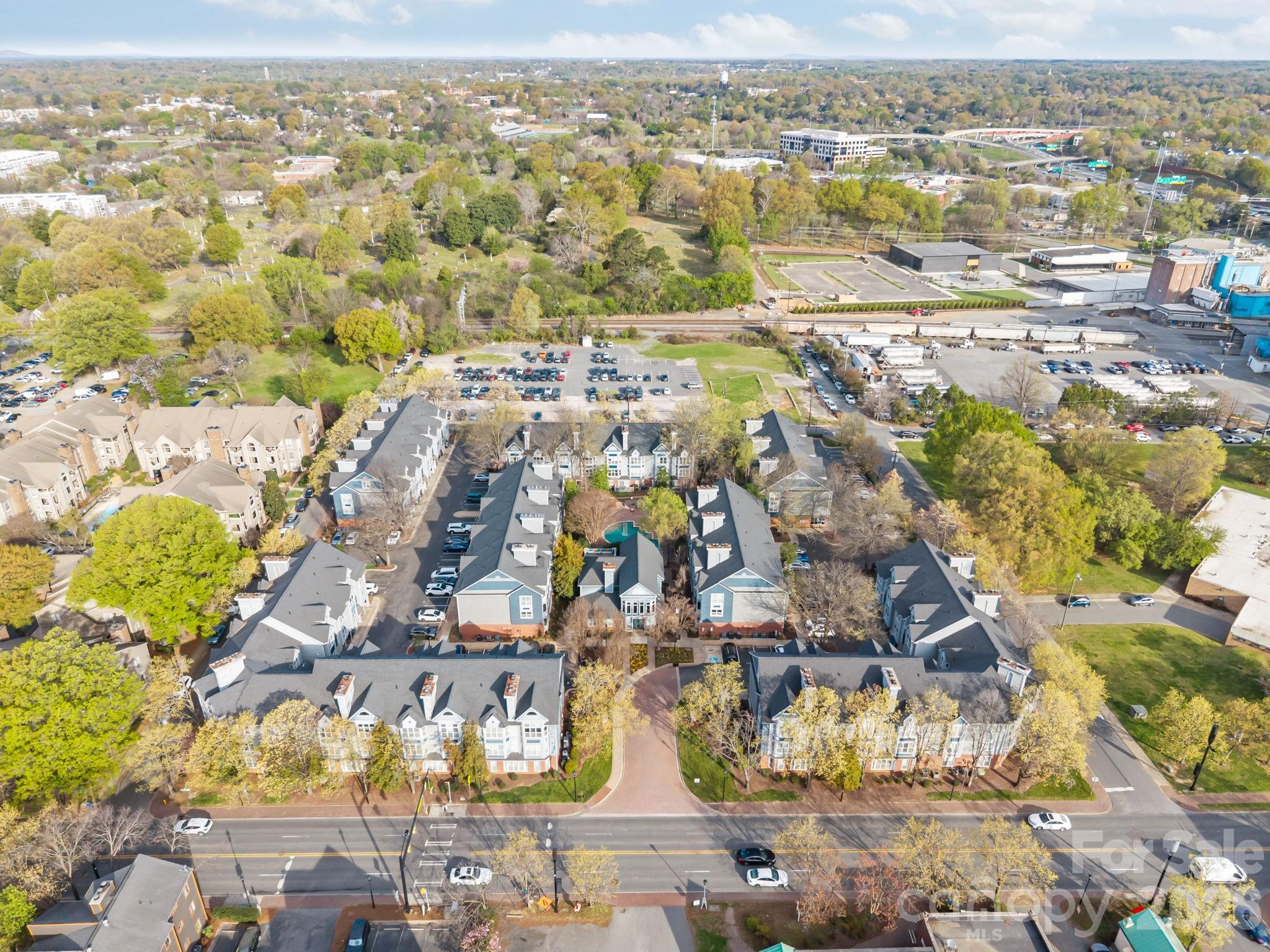 The Fourth Ward Square - Residential
