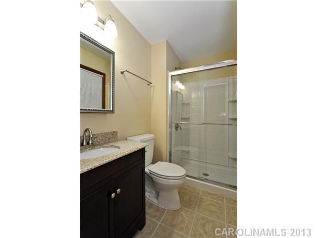 Tega Cay - Residential