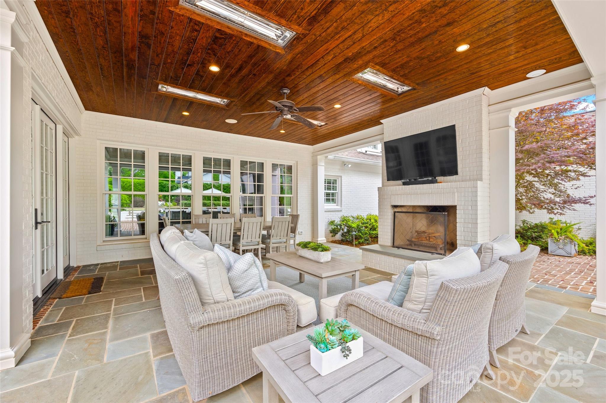 Barclay Downs - Residential