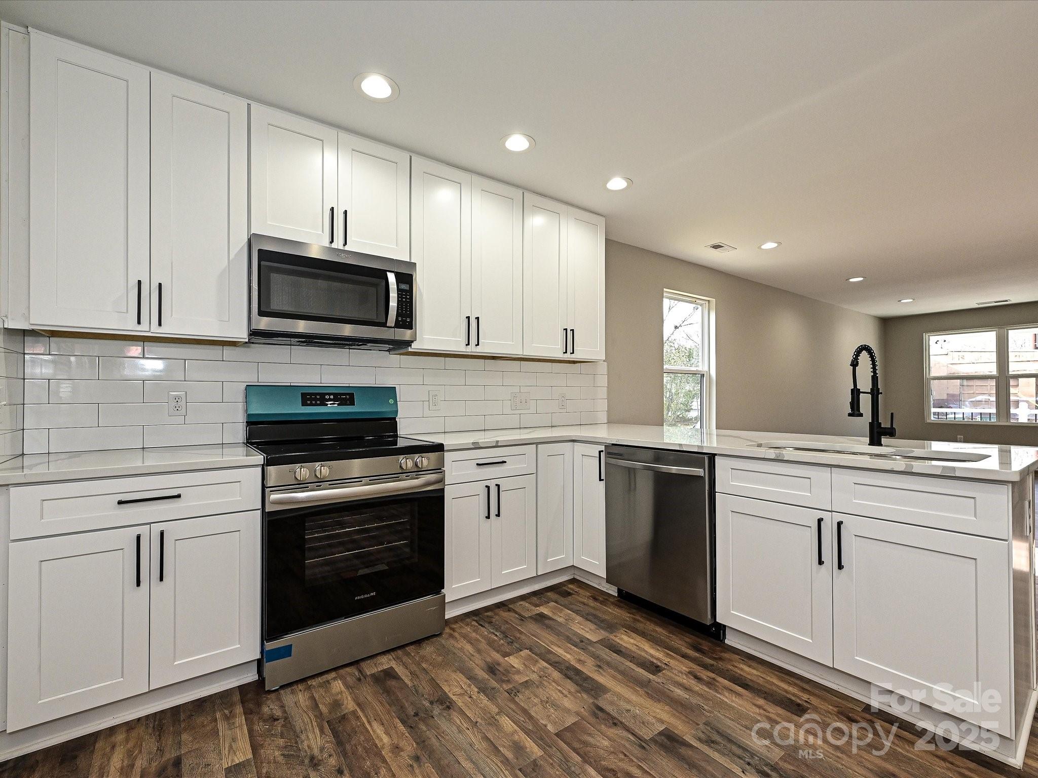 Castle Heights - Residential