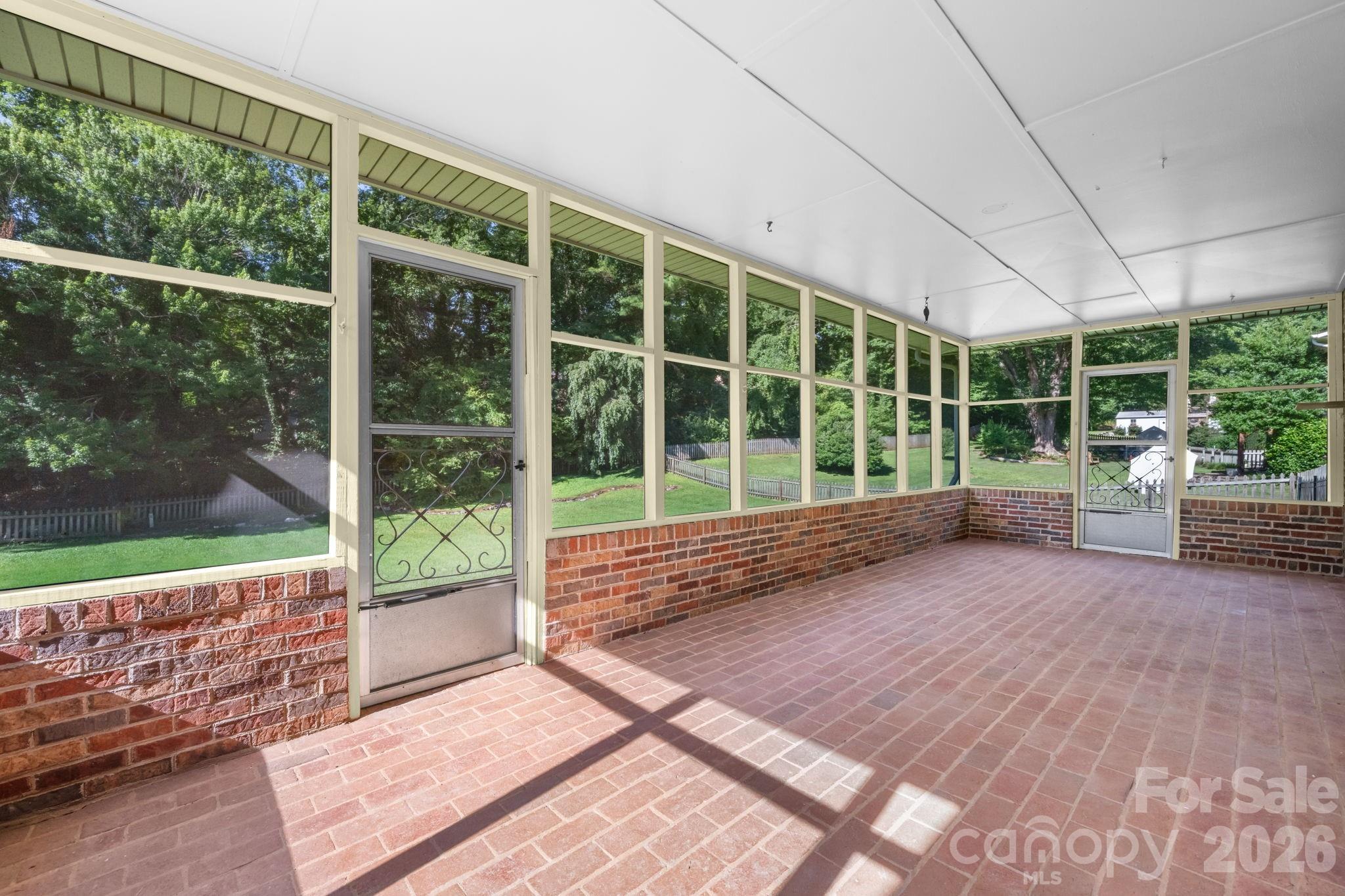 Holly Hill - Residential