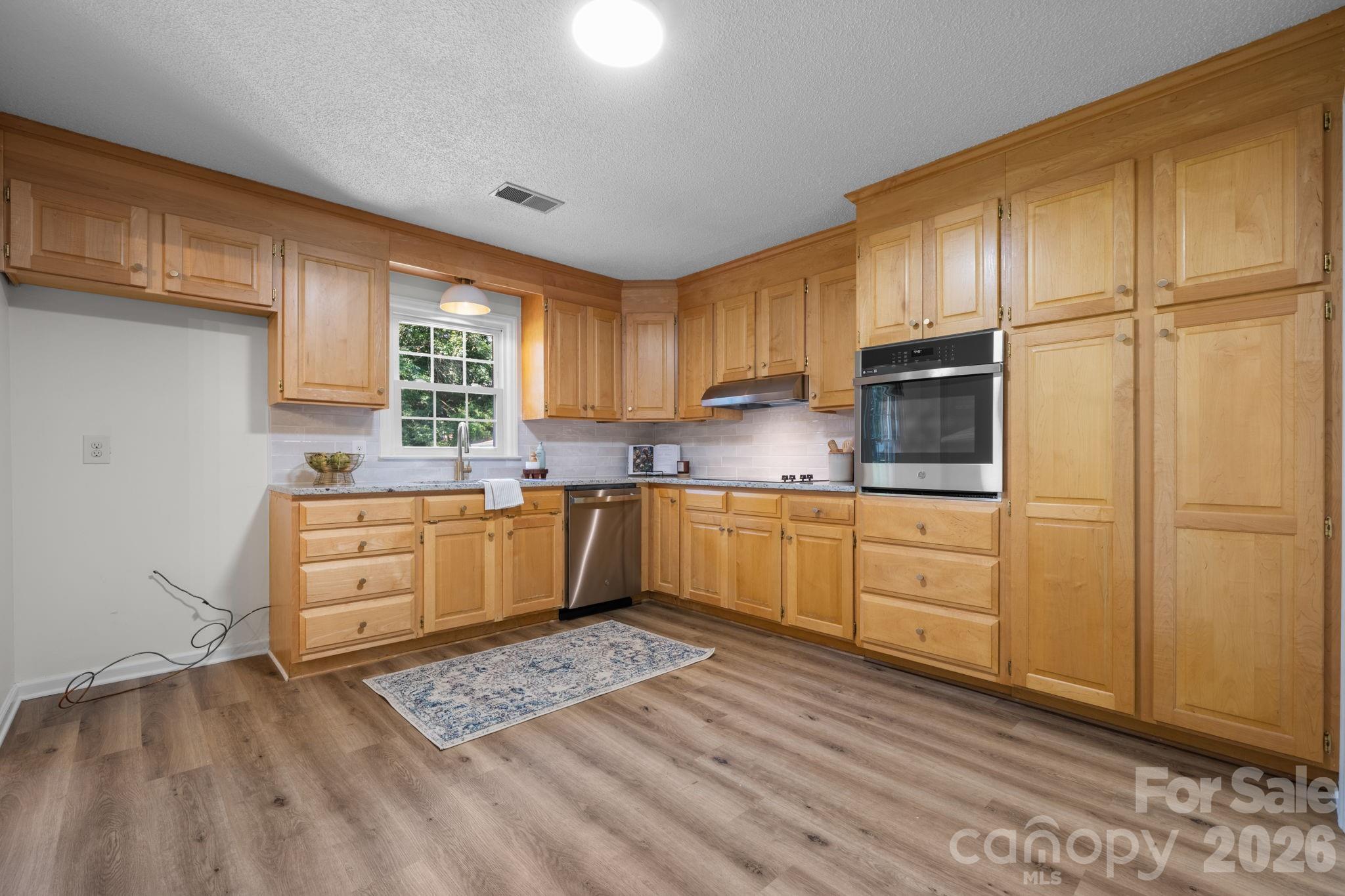 Holly Hill - Residential