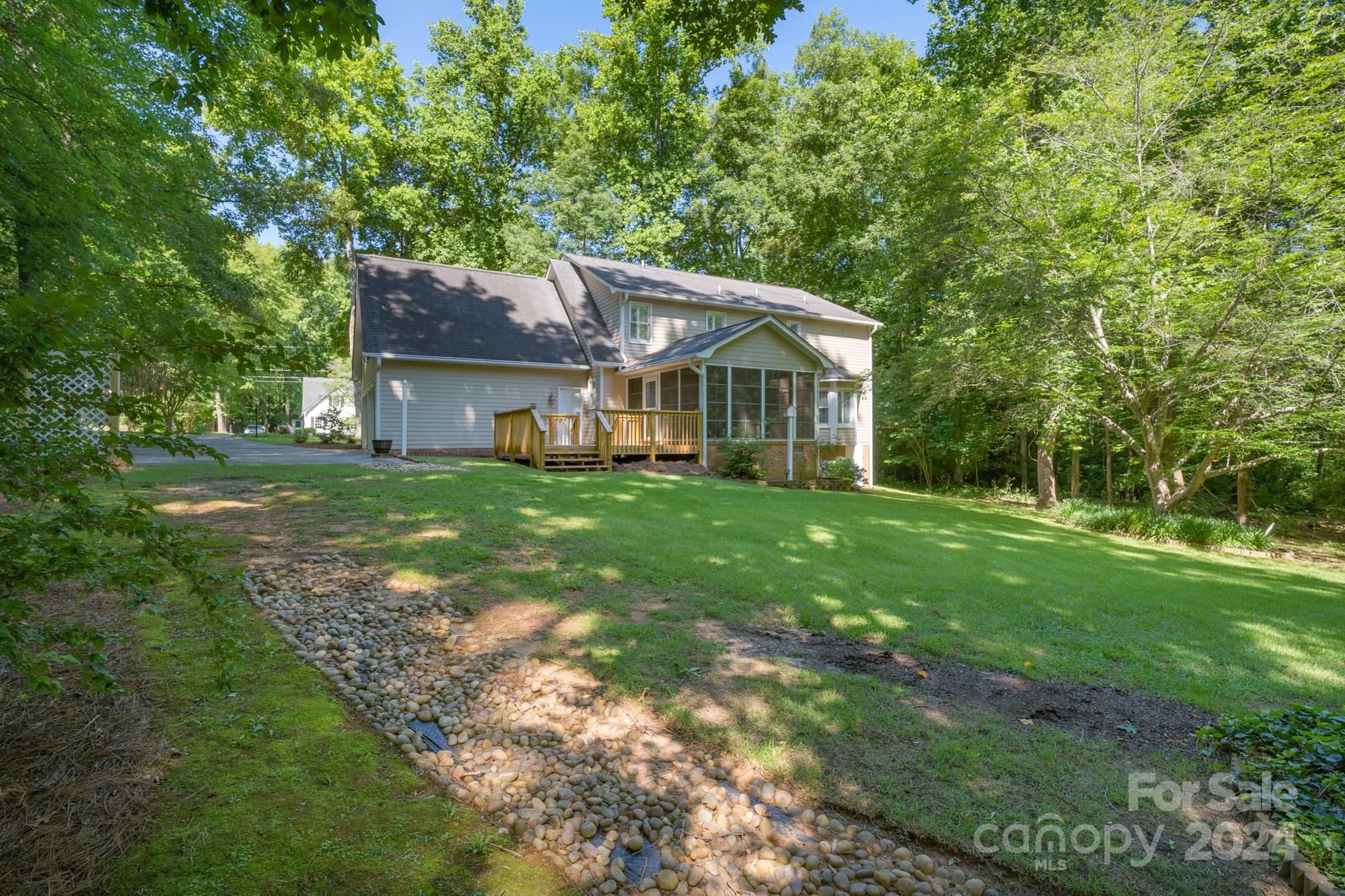 Rawlinson Acres II - Residential