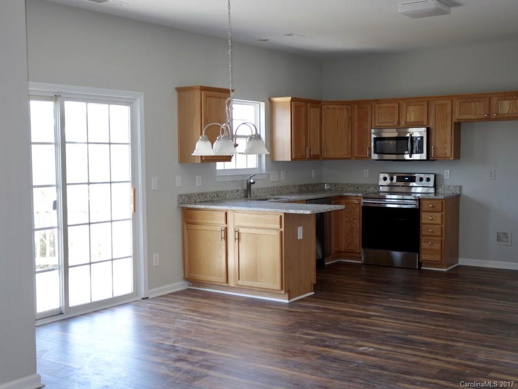Autumn Cove At Lake Wylie - Residential