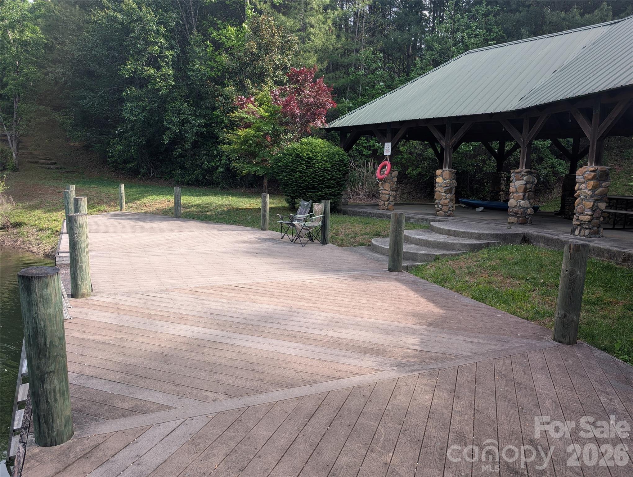 Rebeccas Pond - Land