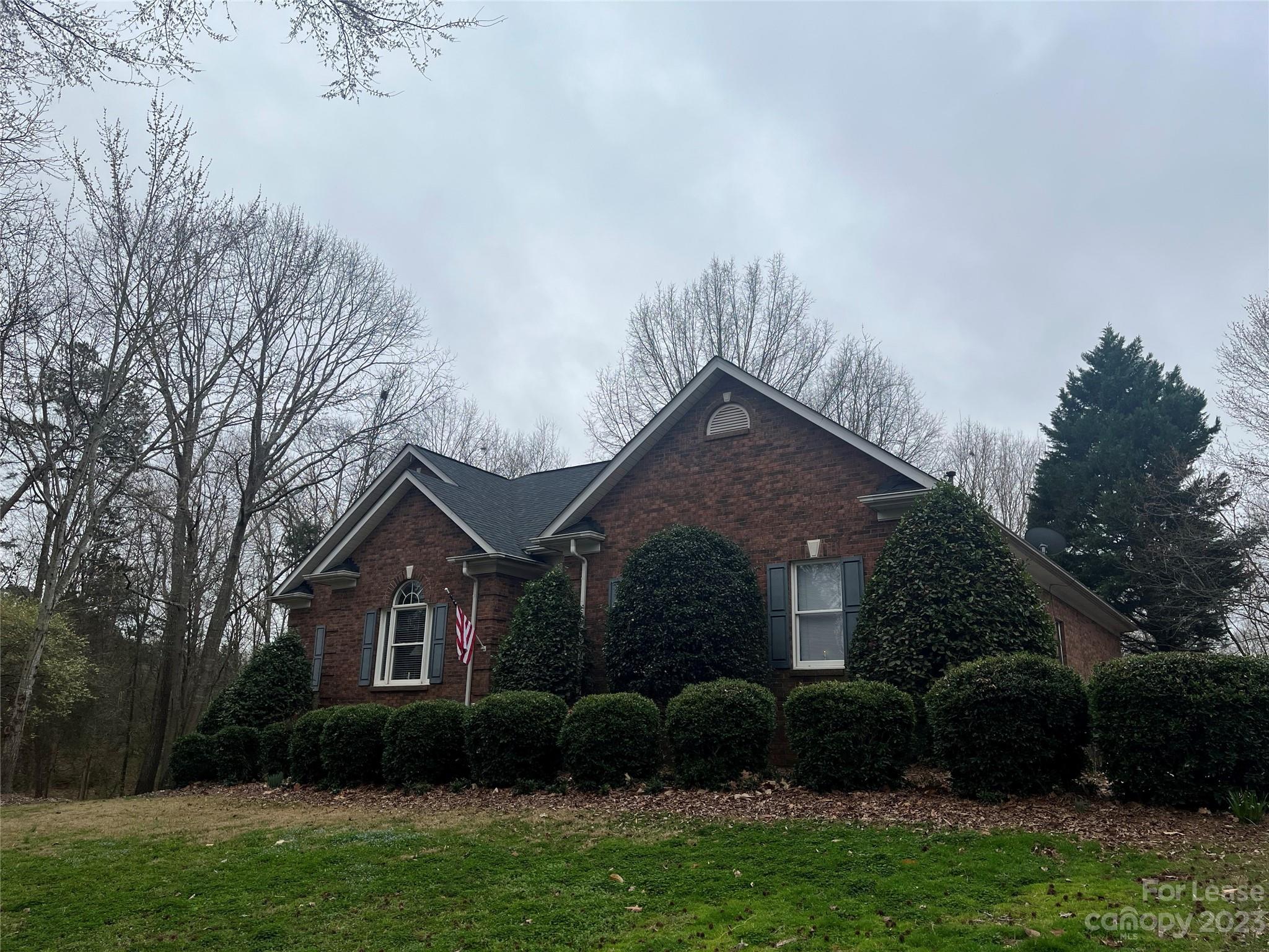 Home nestled on over 1 acre of tranquil land, offering a perfect blend of privacy and accessibility. Located in a prime area, just a short distance away from the hospital and nearby shopping.
