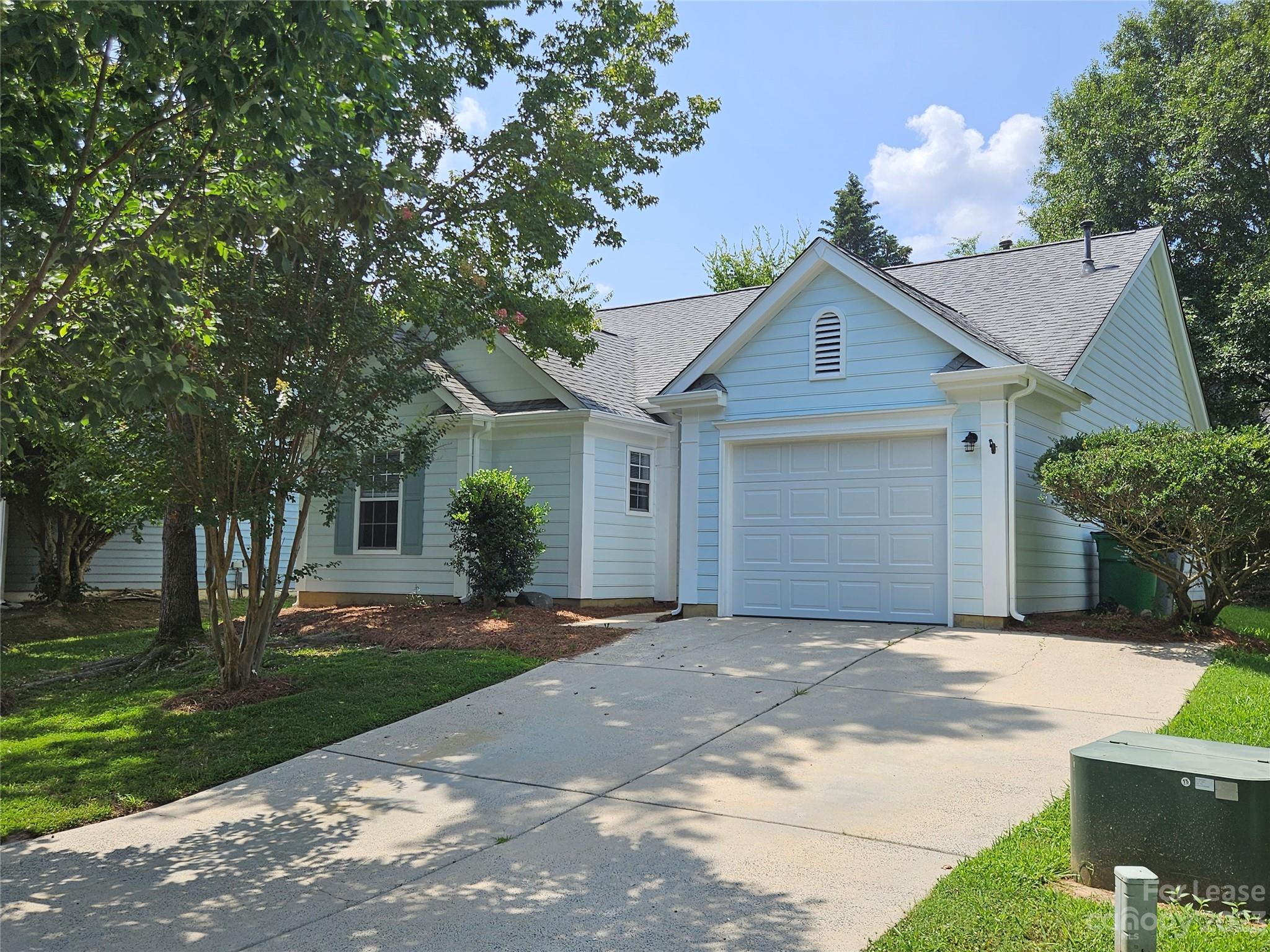 Move-in ready 3 bedroom, 2 bathroom home with 1-car garage. Upgraded kitchen with new countertops and stainless steel appliances. Modern contemporary lighting throughout. Large master bedroom and bathroom. New carpet in all the bedrooms. Conveniently located to NoDa, Plaza Midwood, UNCC, I-85, and light rail park and ride stations.